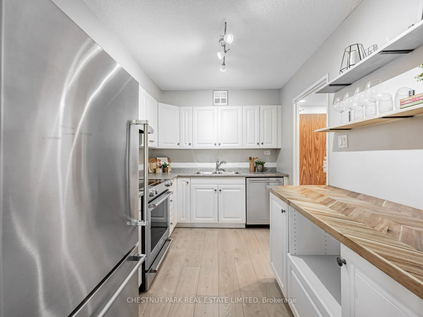 40 Sylvan Valleyway, #507