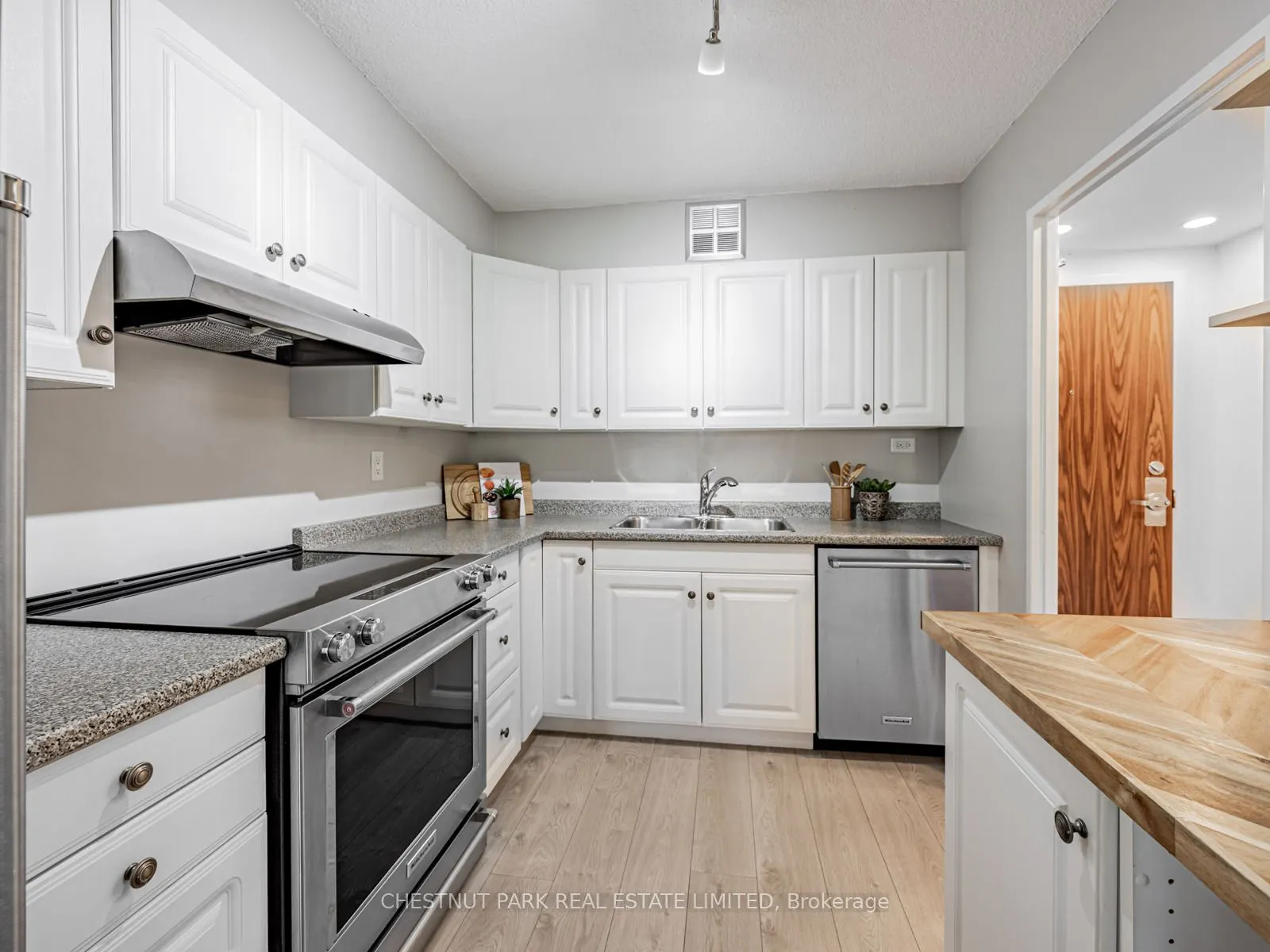 40 Sylvan Valleyway, #507