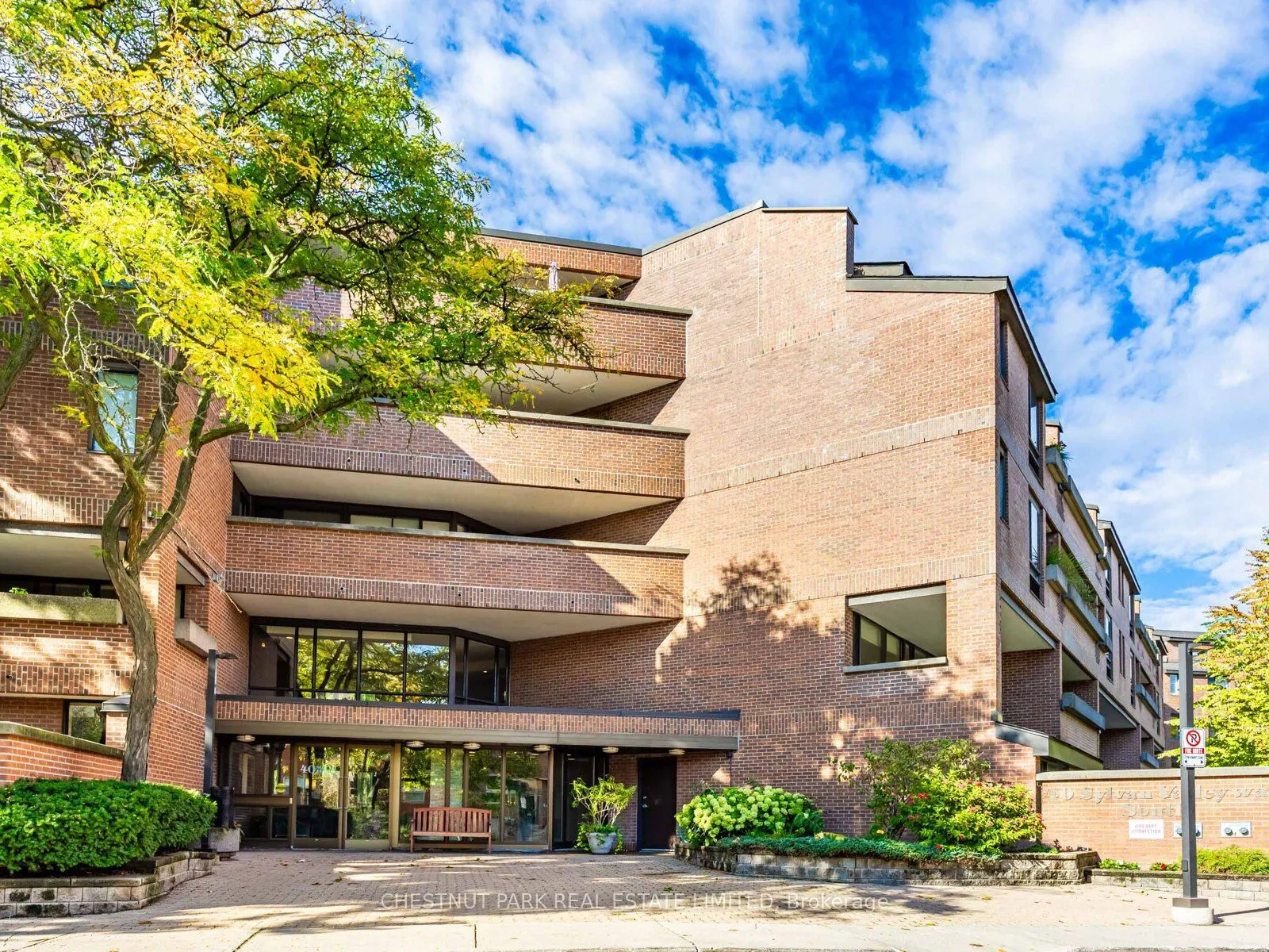 40 Sylvan Valleyway, #507