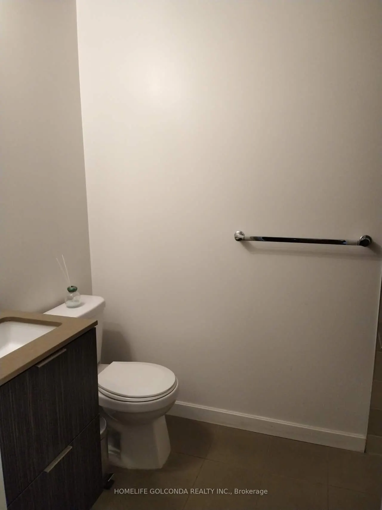 52 Forest Manor Road, #411