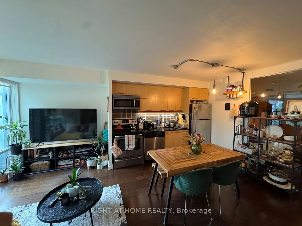 38 Joe Shuster Way, #412