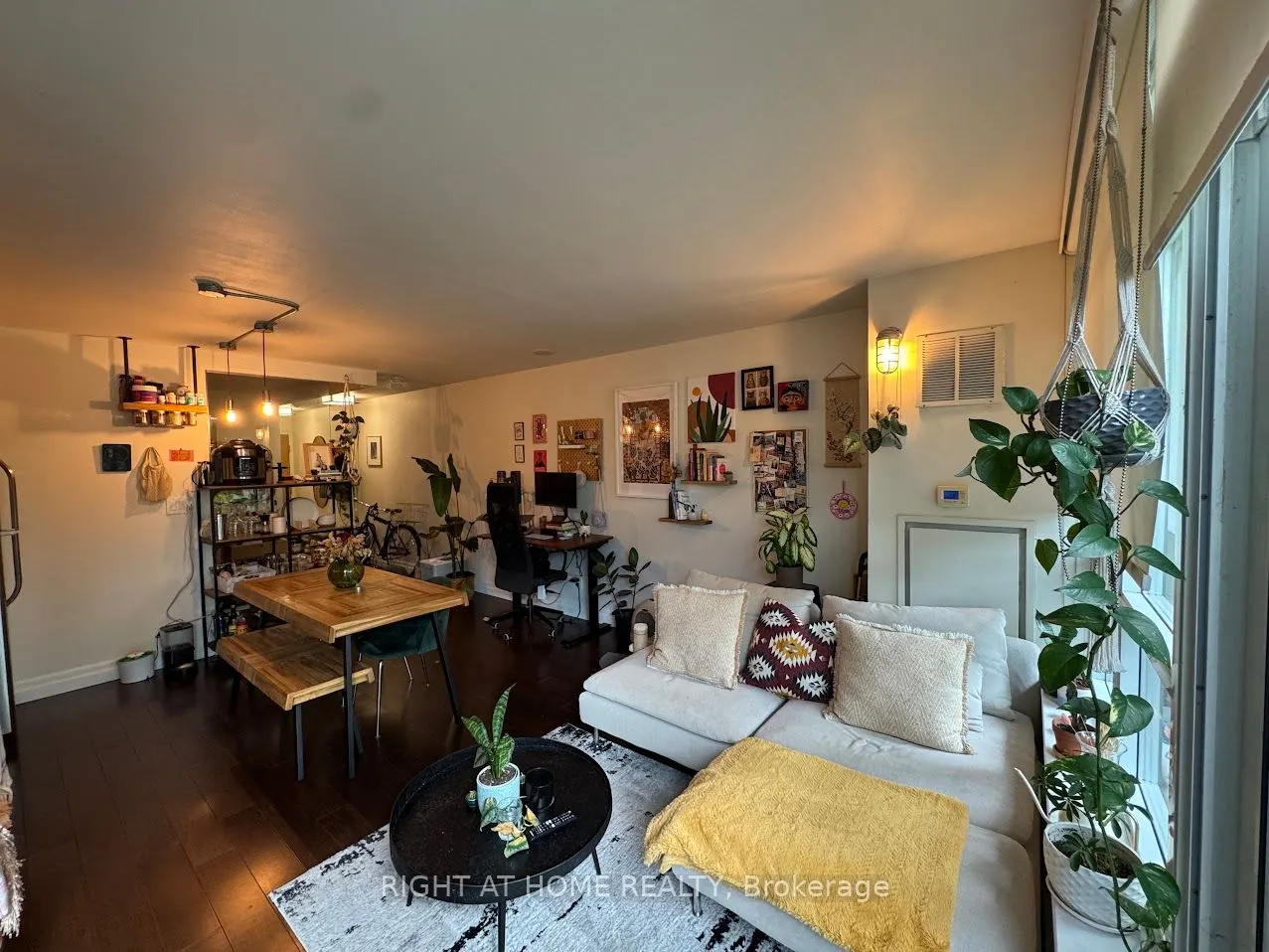 38 Joe Shuster Way, #412