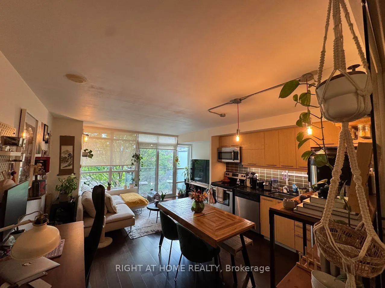 38 Joe Shuster Way, #412