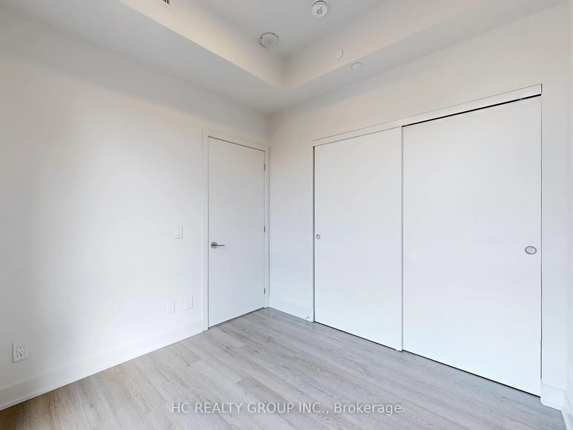 8 Cumberland Street, #1302