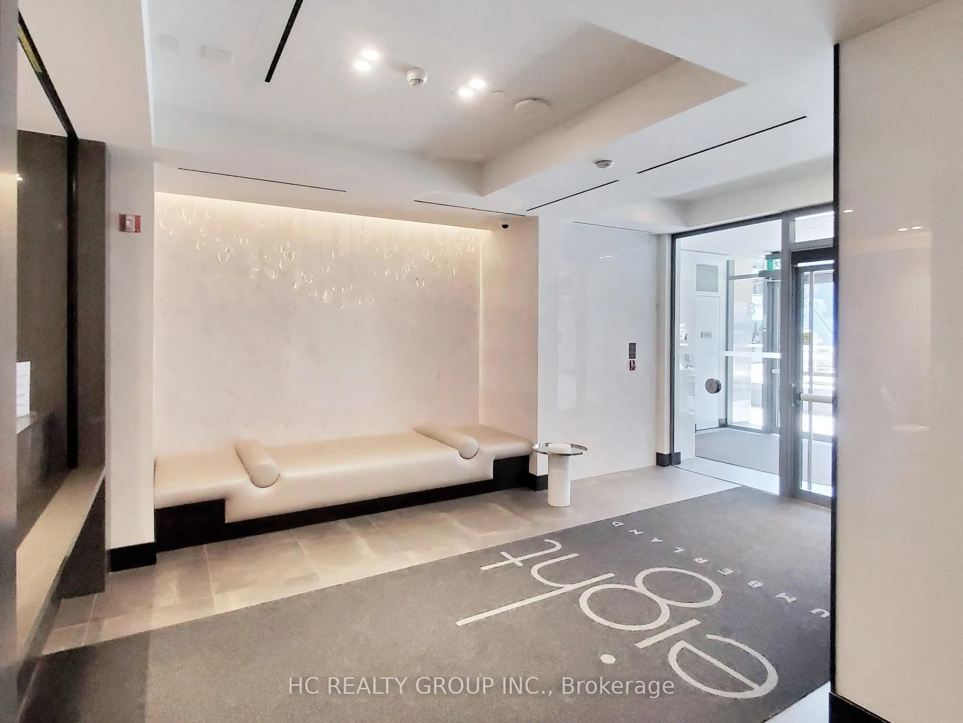 8 Cumberland Street, #1302