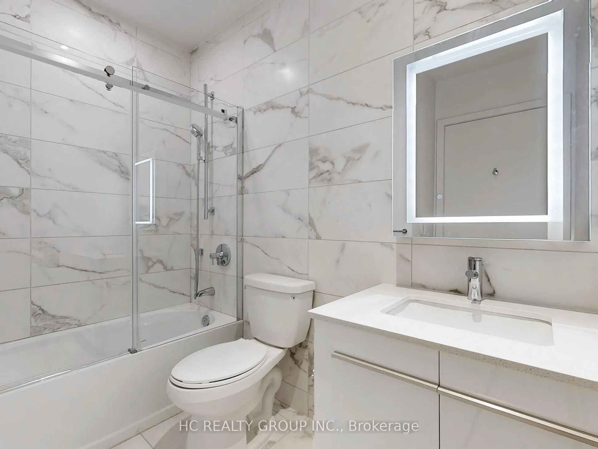 8 Cumberland Street, #1302