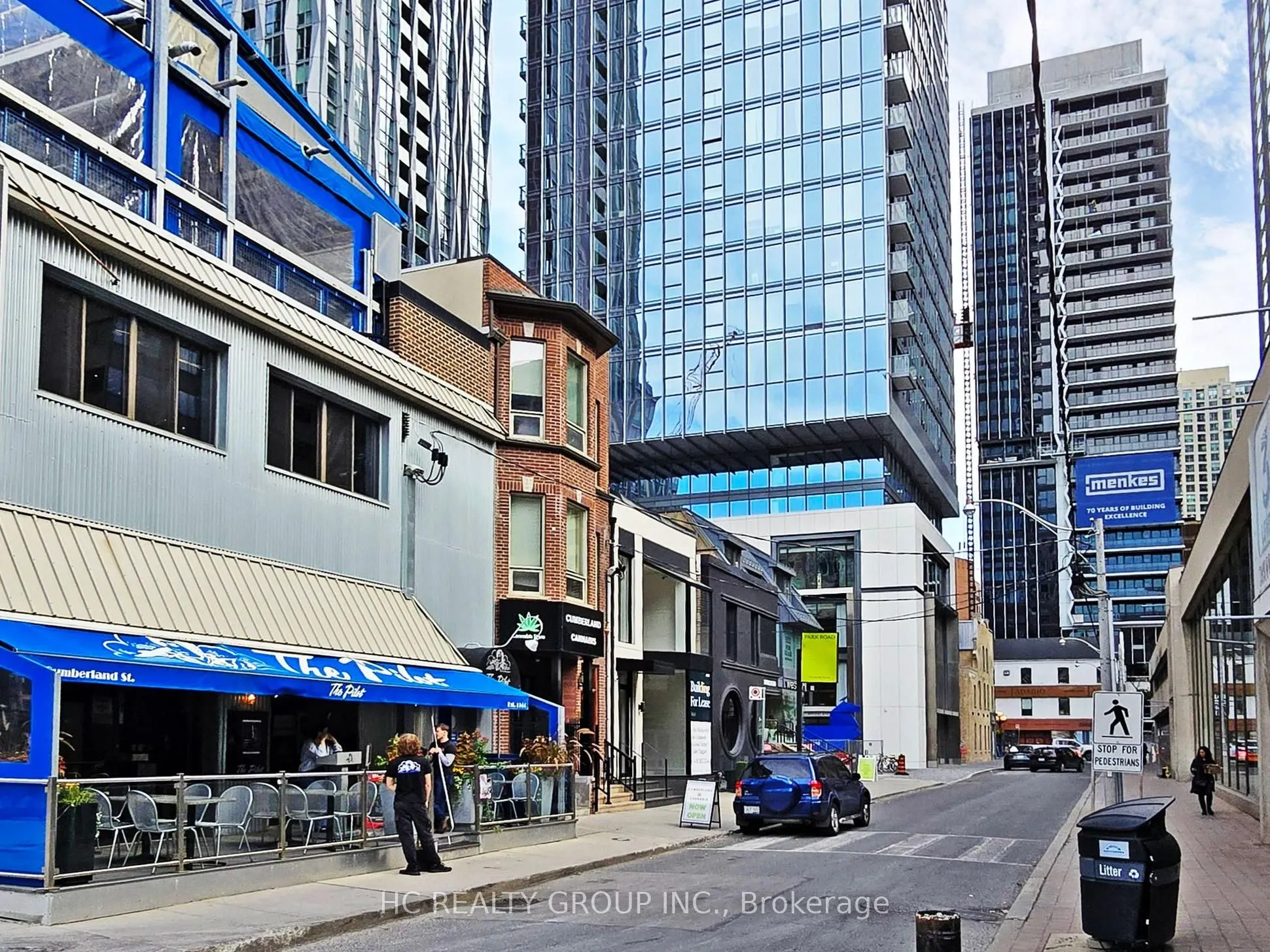 8 Cumberland Street, #1302