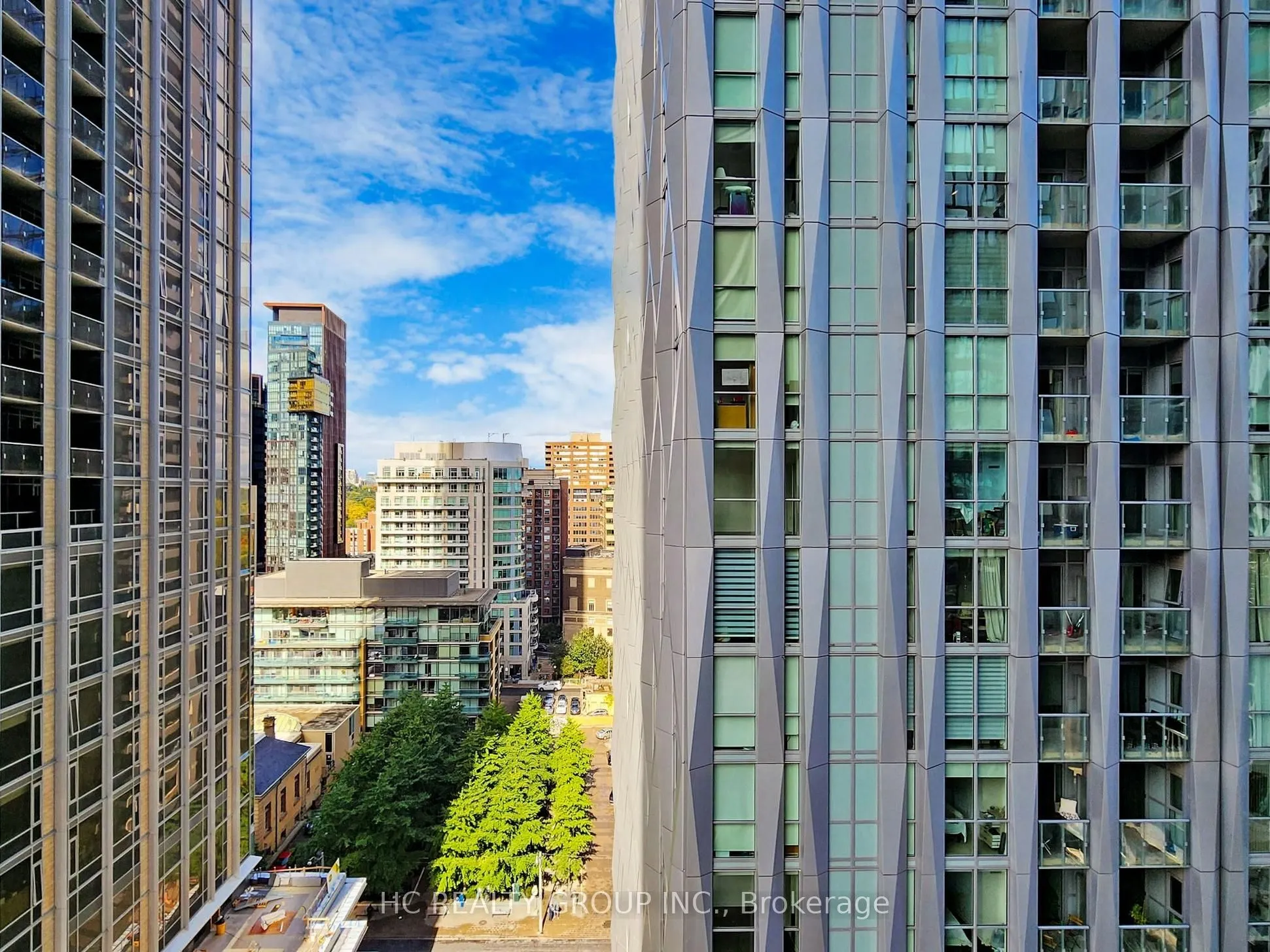 8 Cumberland Street, #1302