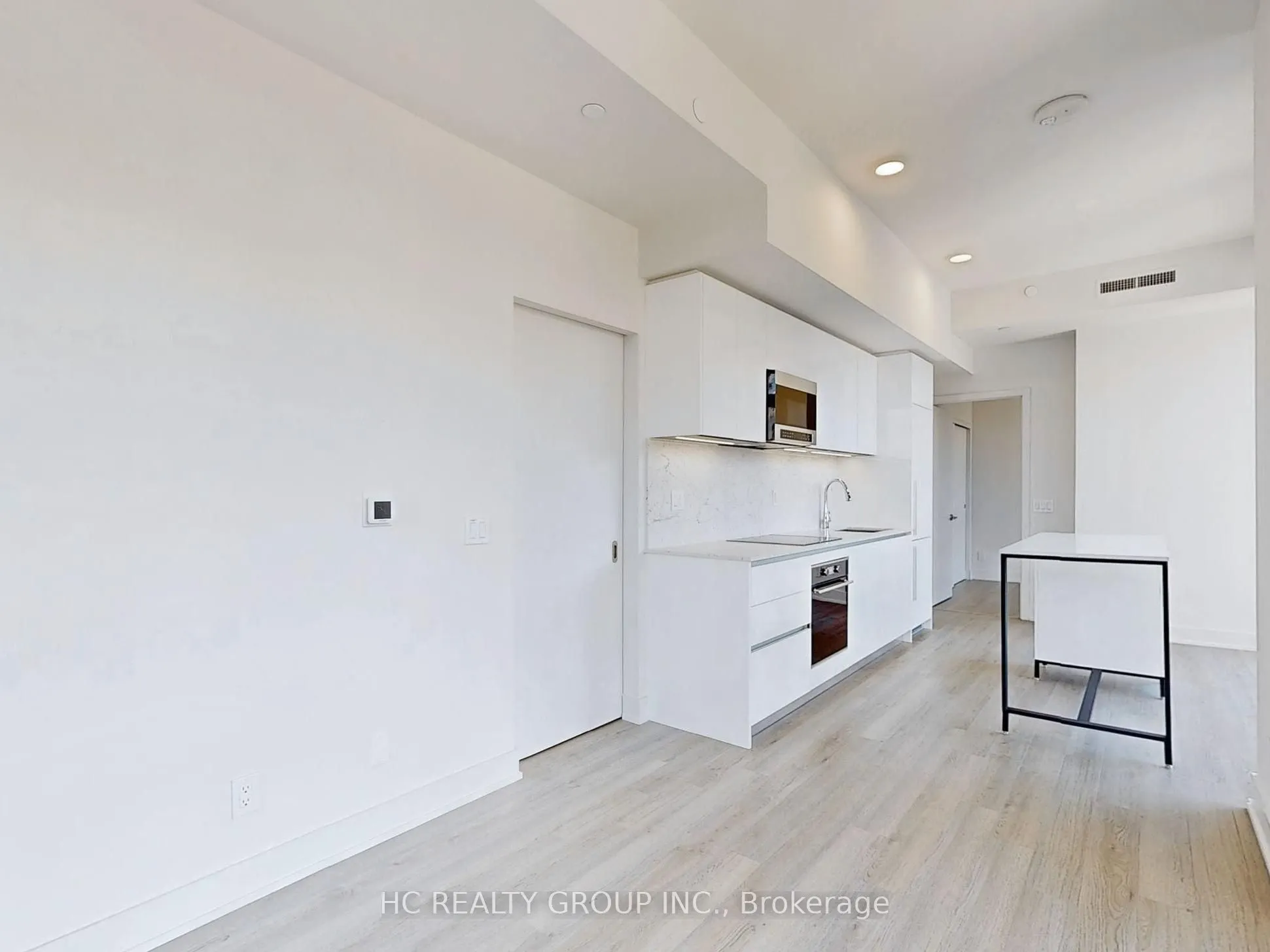 8 Cumberland Street, #1302
