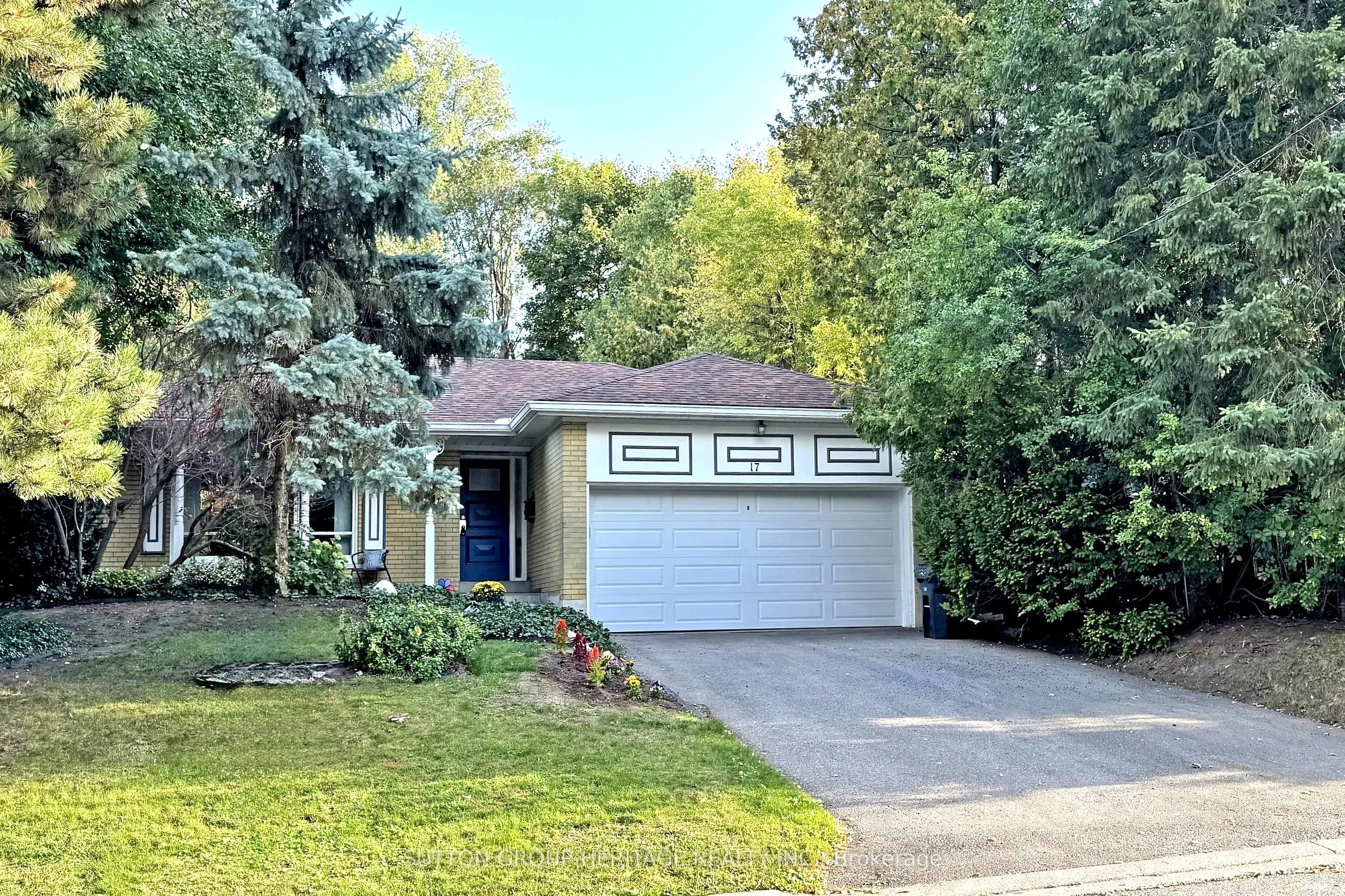 17 Brenham Crescent