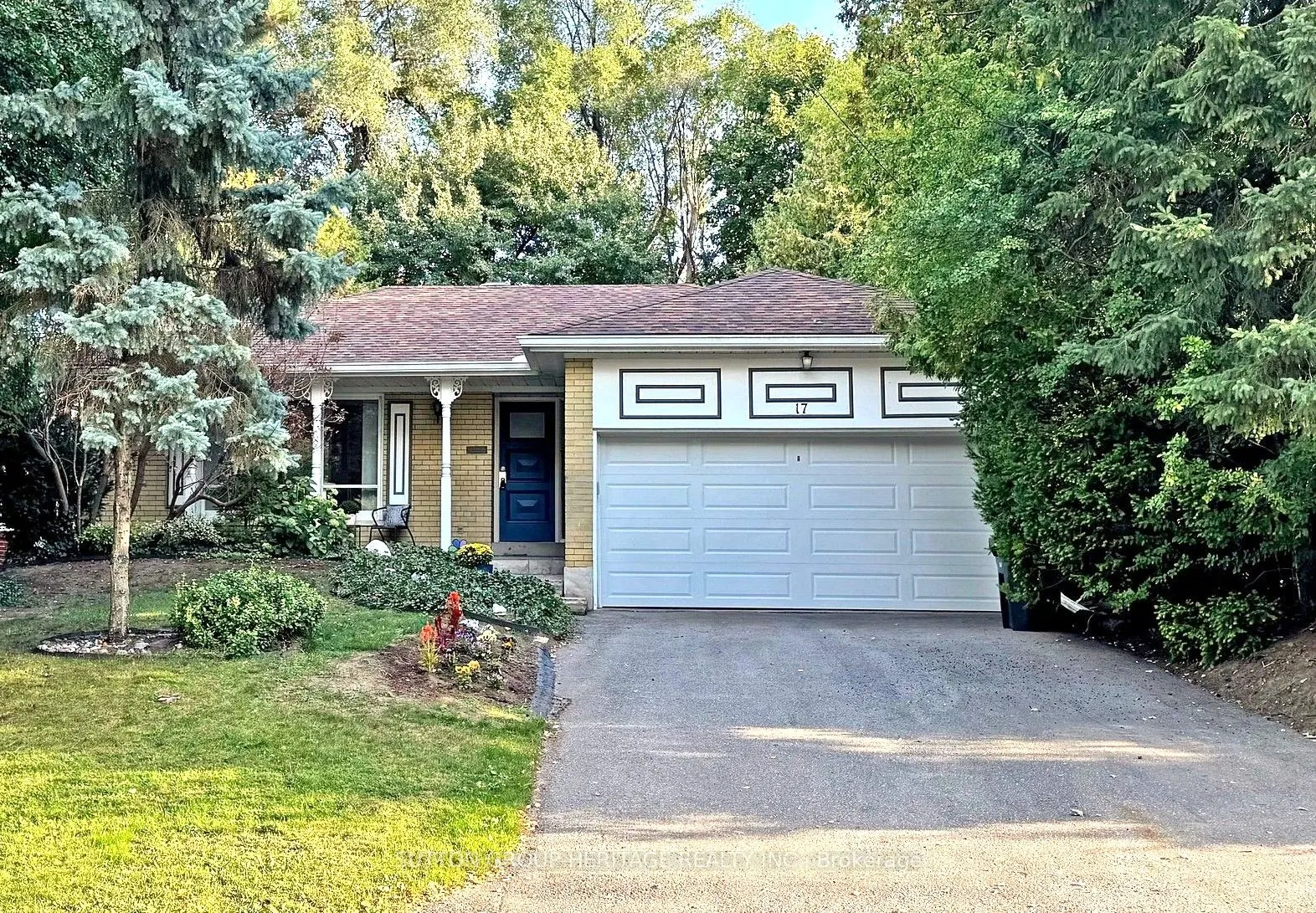 17 Brenham Crescent