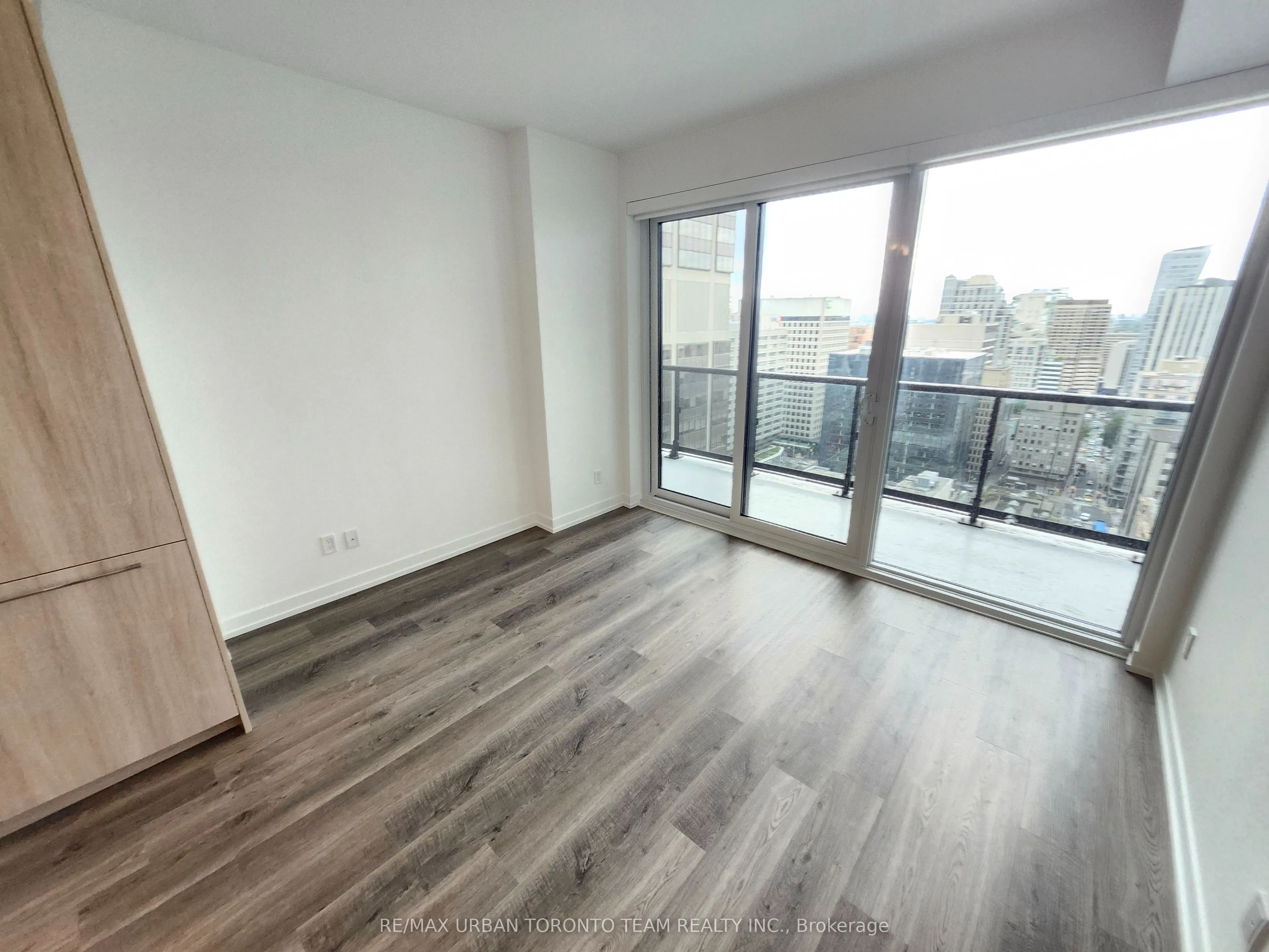 771 Yonge Street, #2801