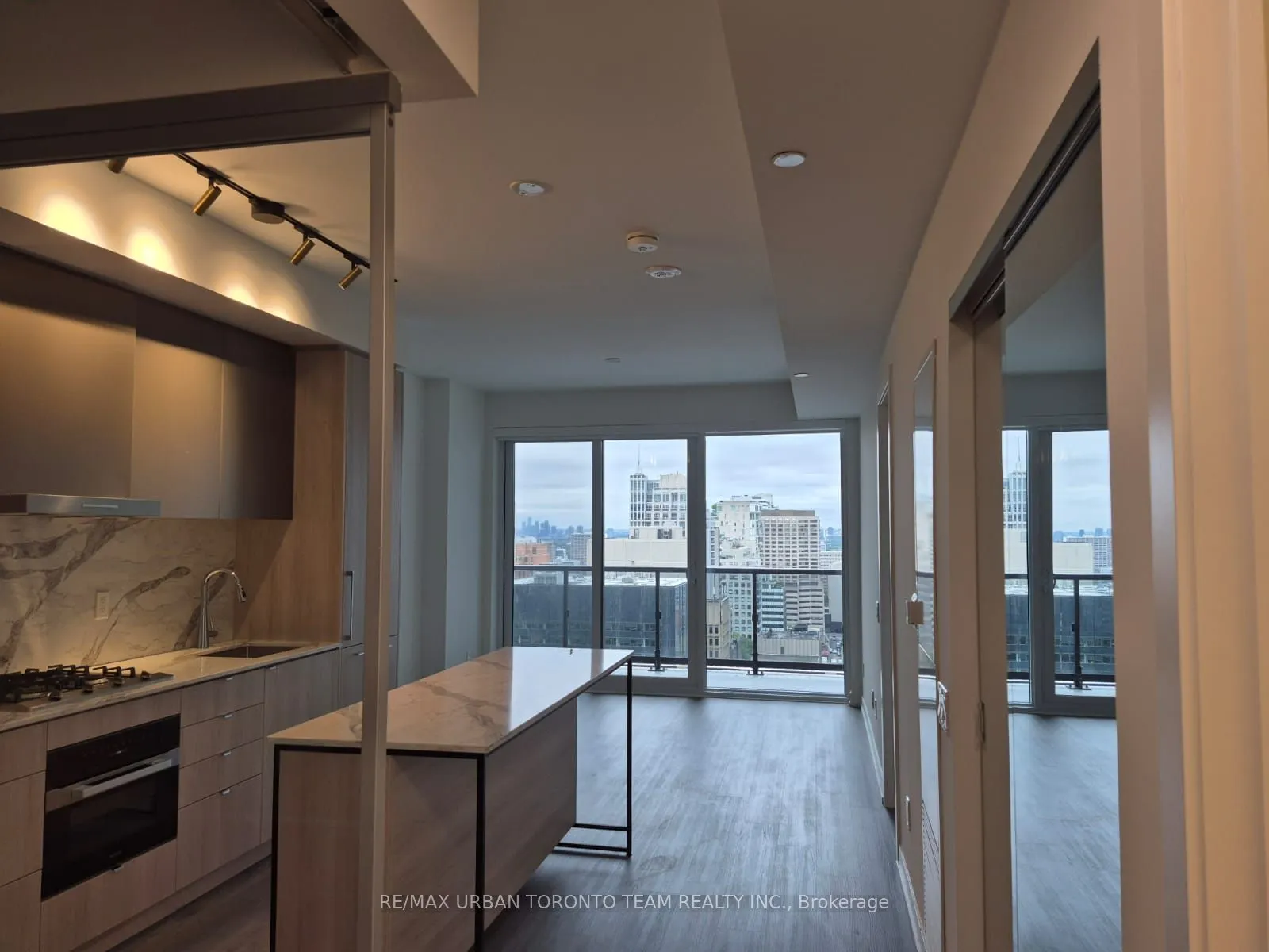 771 Yonge Street, #2801