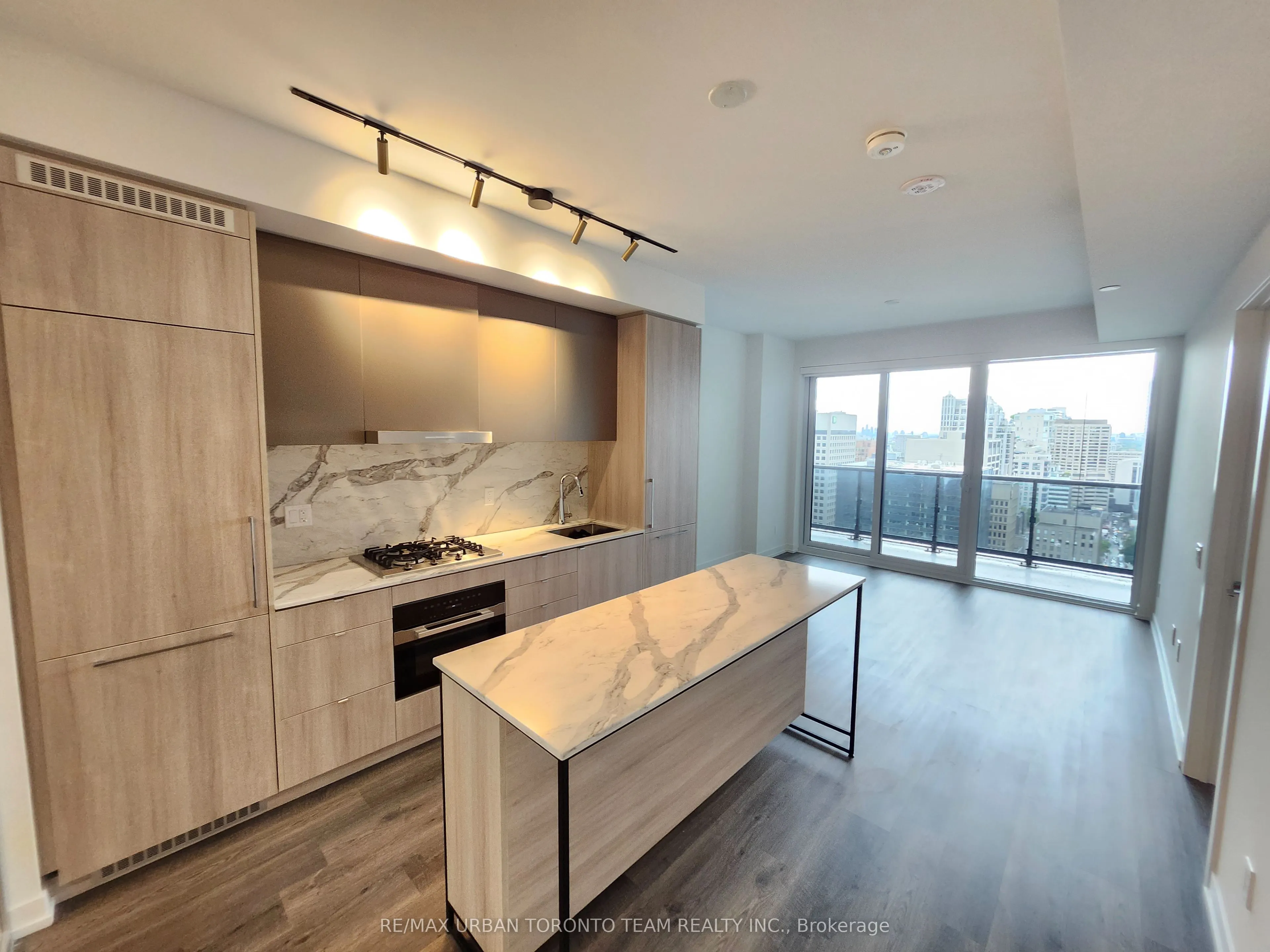 771 Yonge Street, #2801