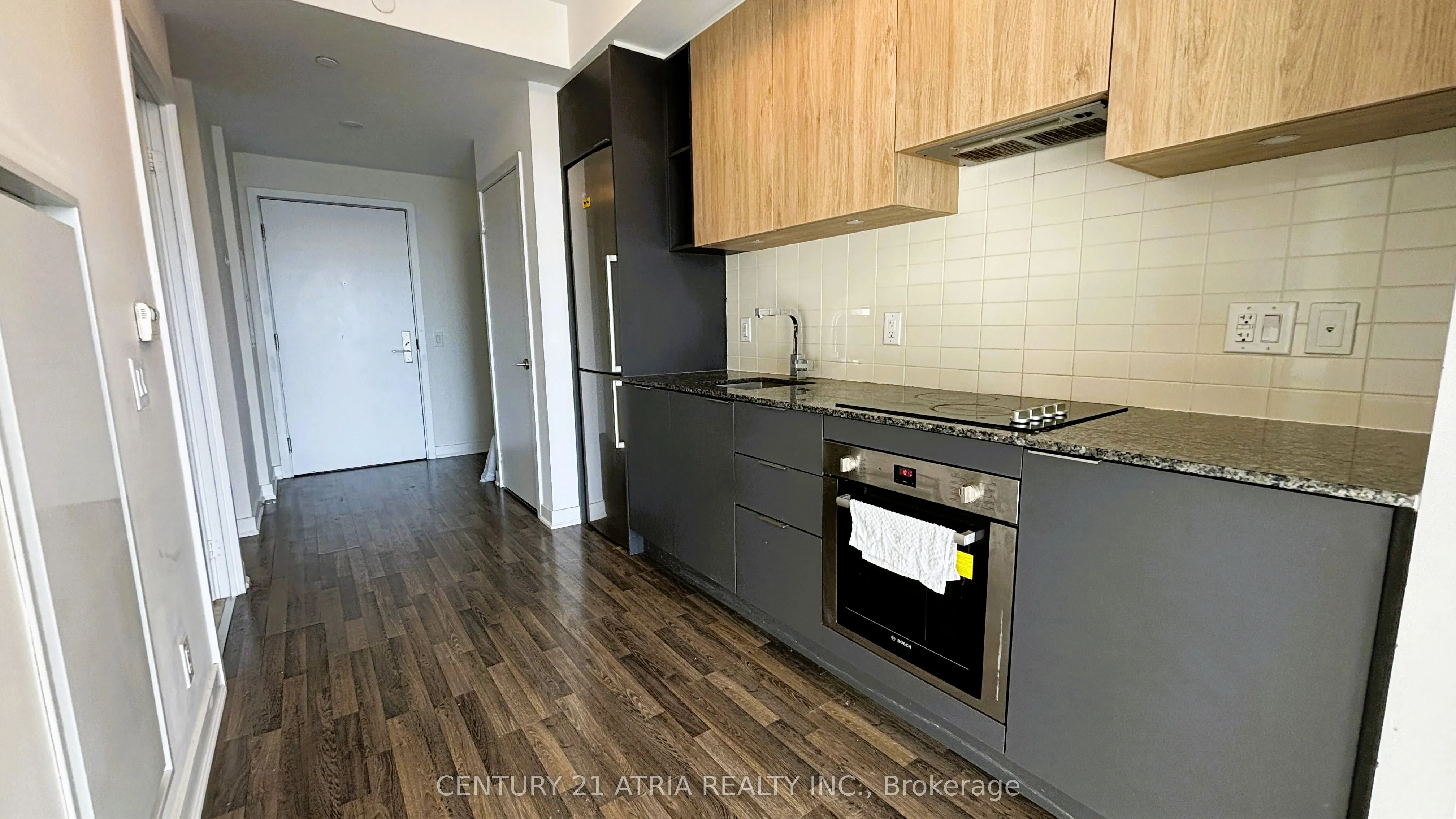 120 Parliament Street, #1709