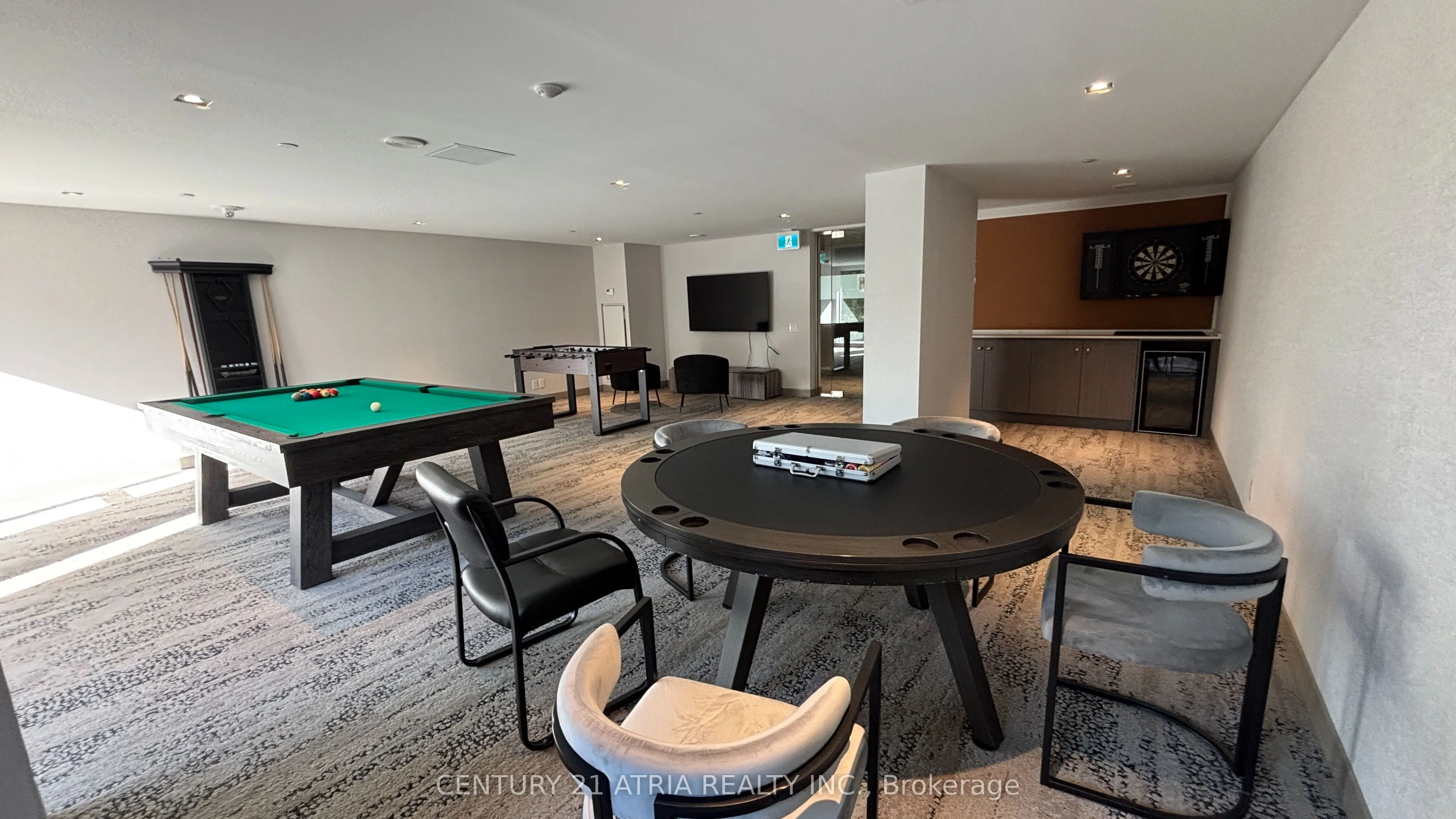 120 Parliament Street, #1709