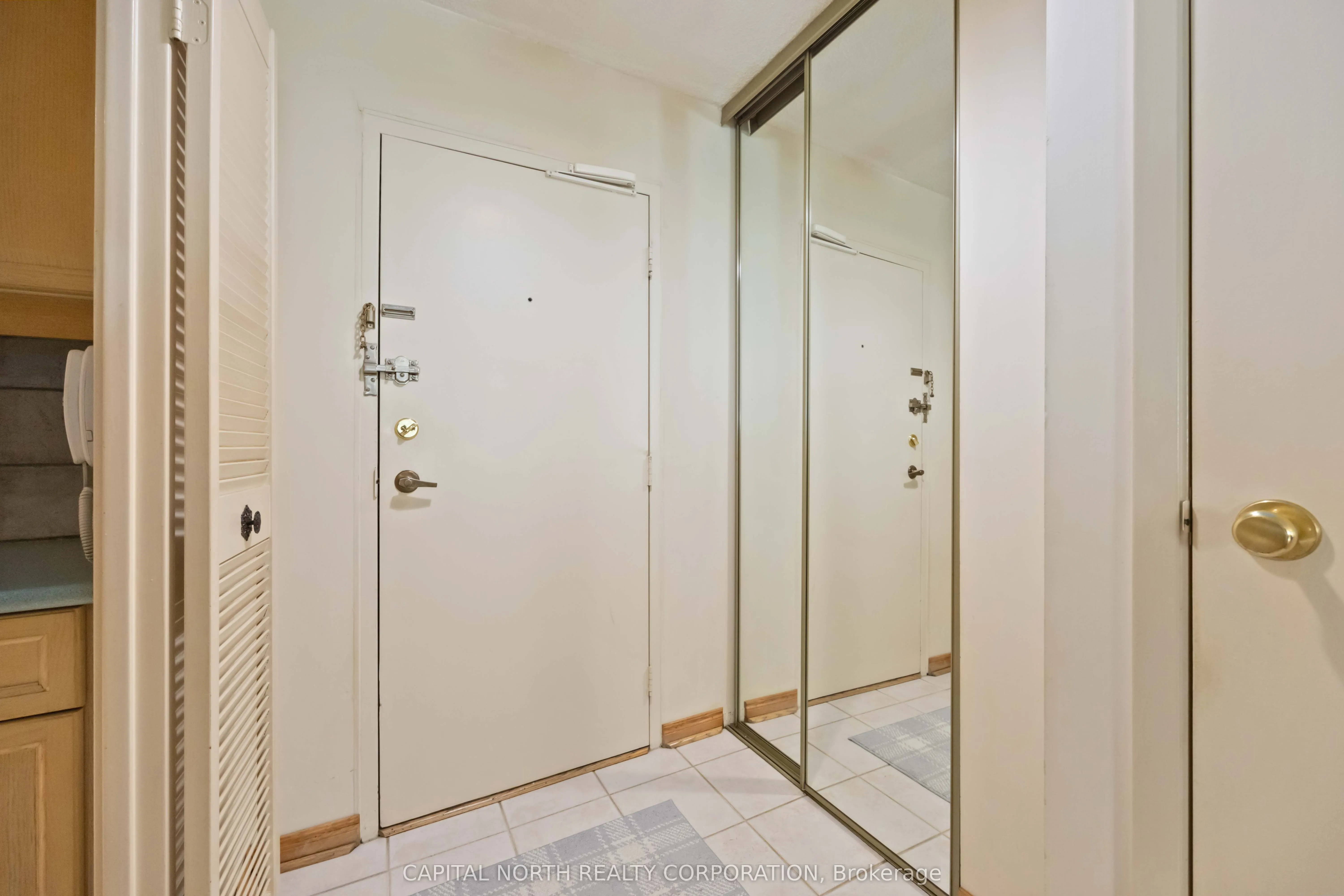 4005 Don Mills Road, #157