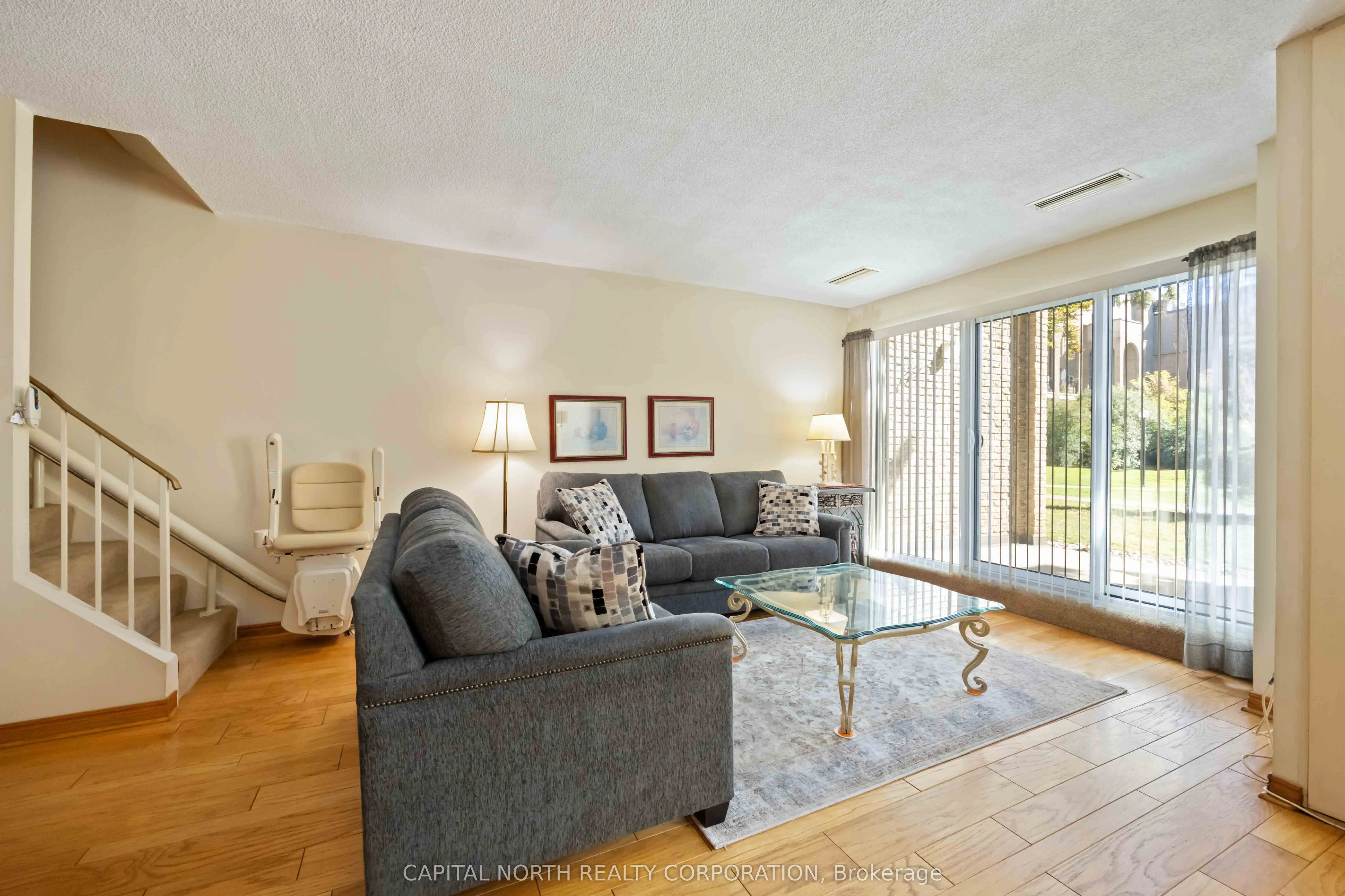 4005 Don Mills Road, #157