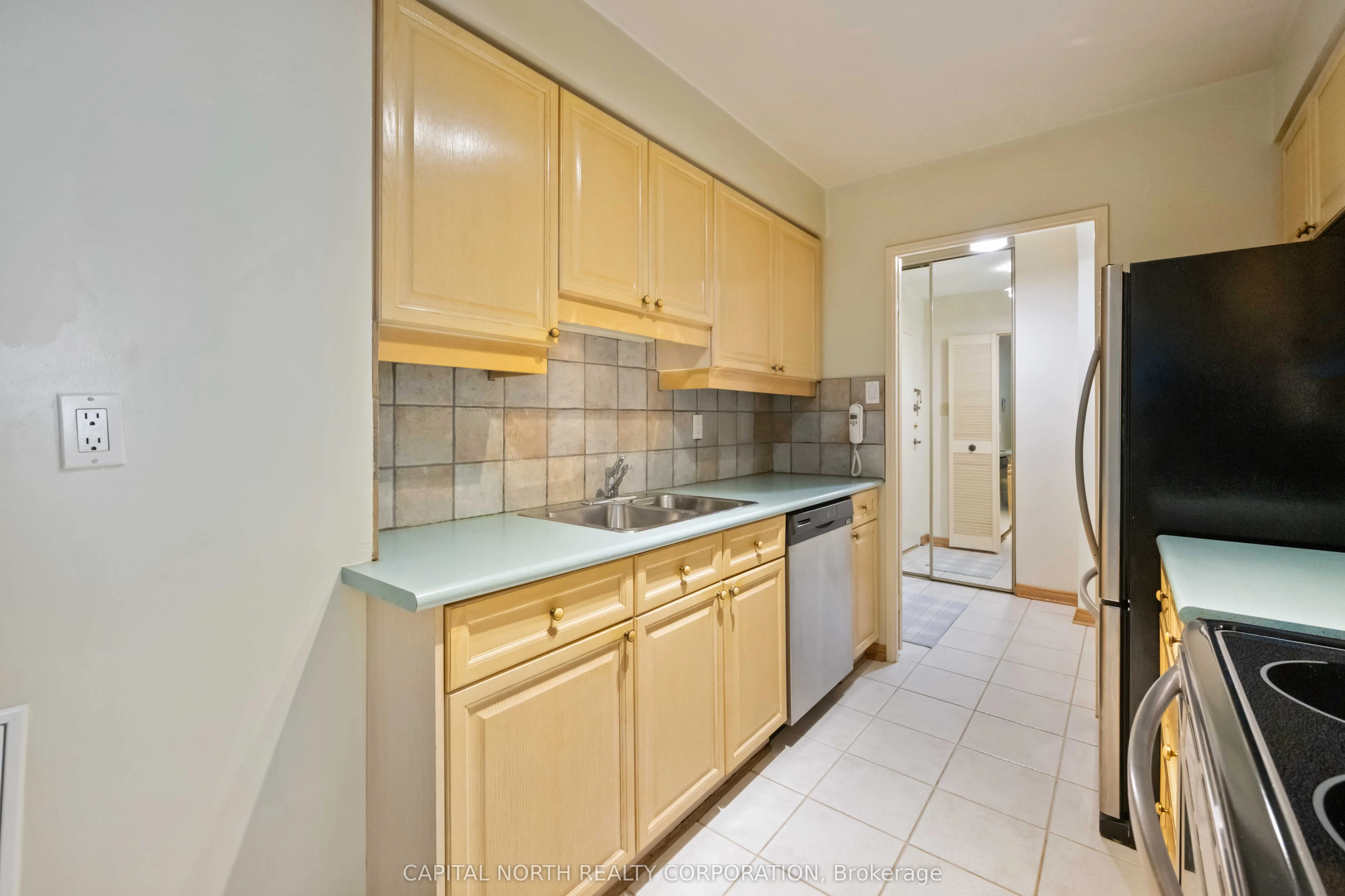 4005 Don Mills Road, #157