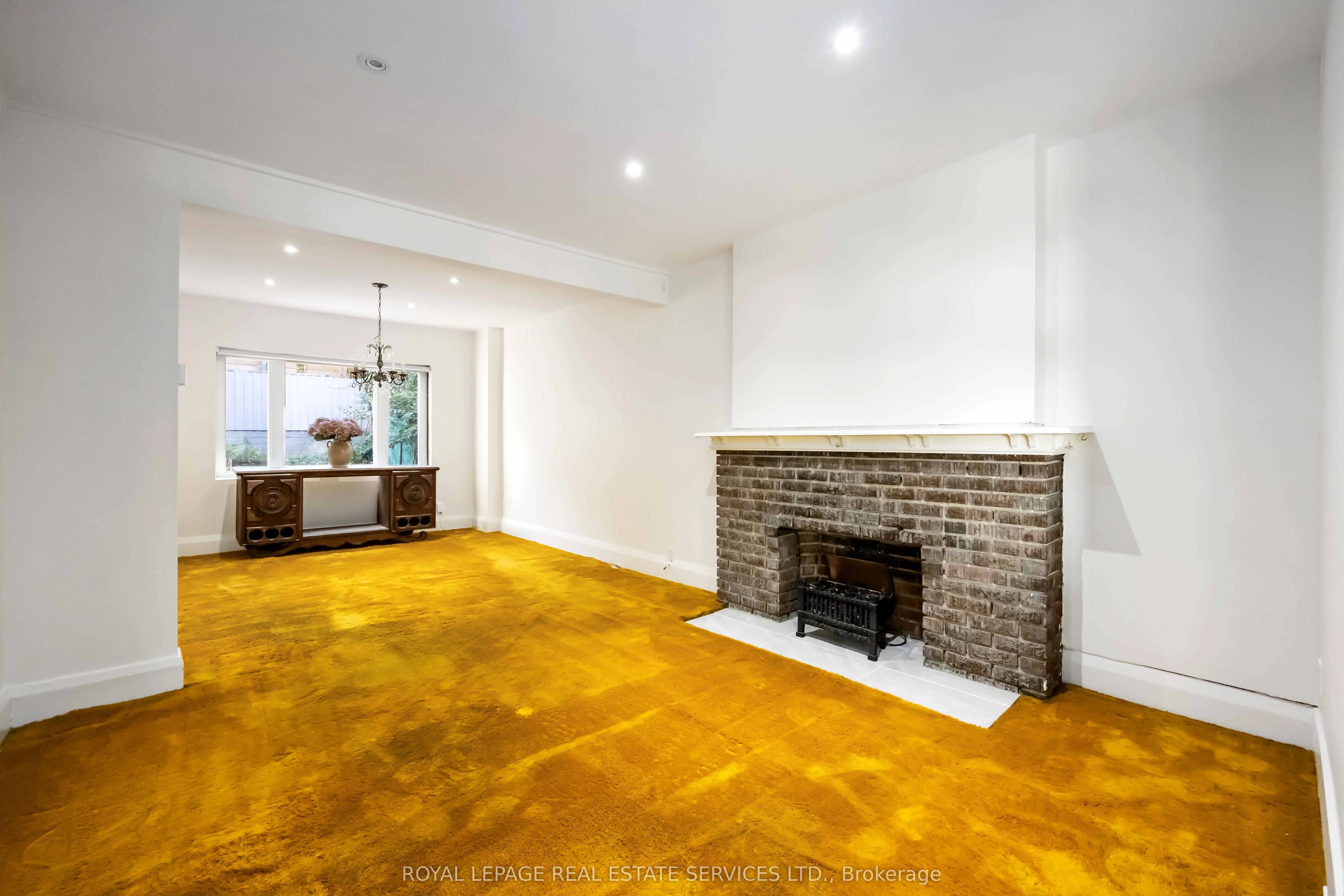 43 Mount Royal Avenue