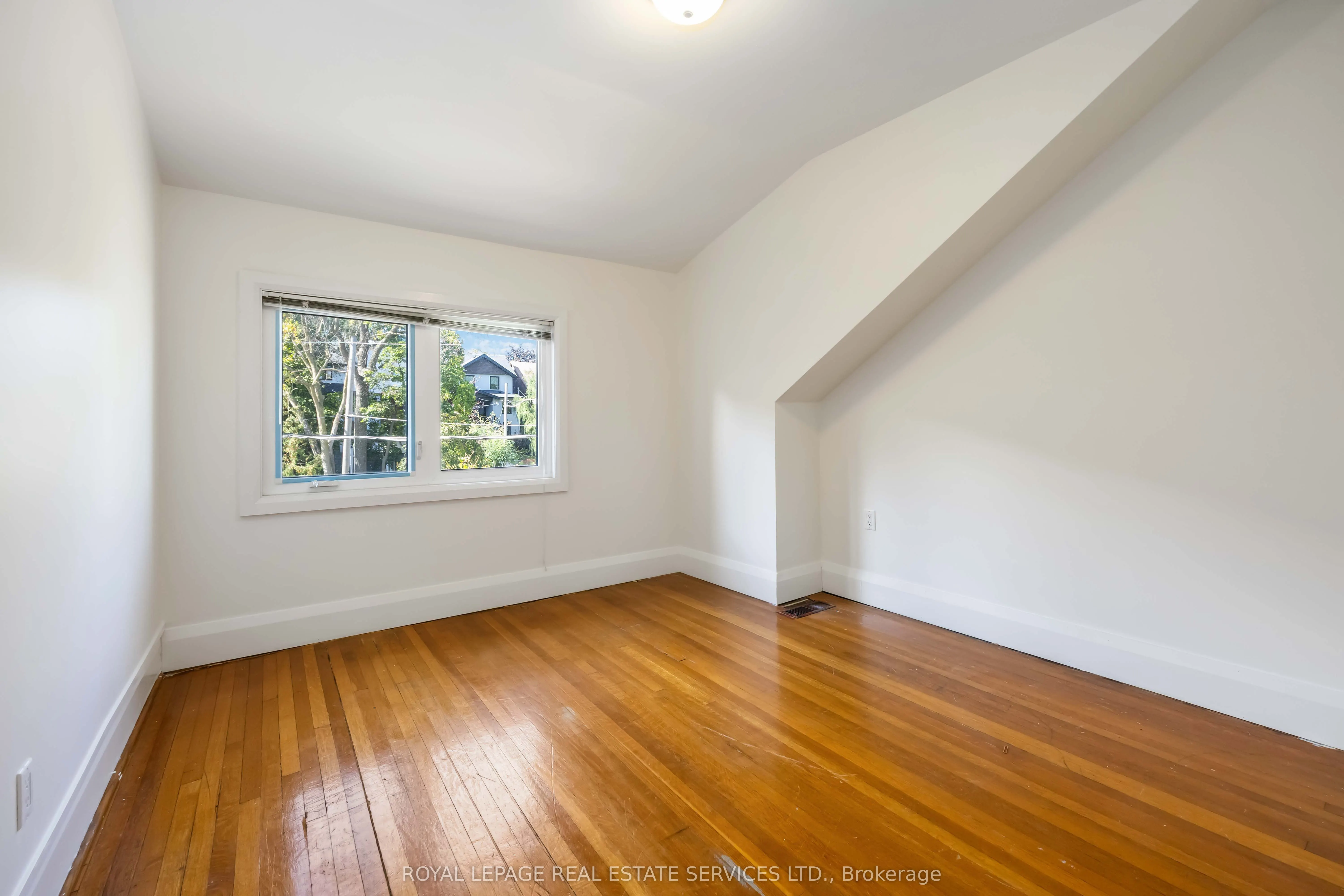 43 Mount Royal Avenue