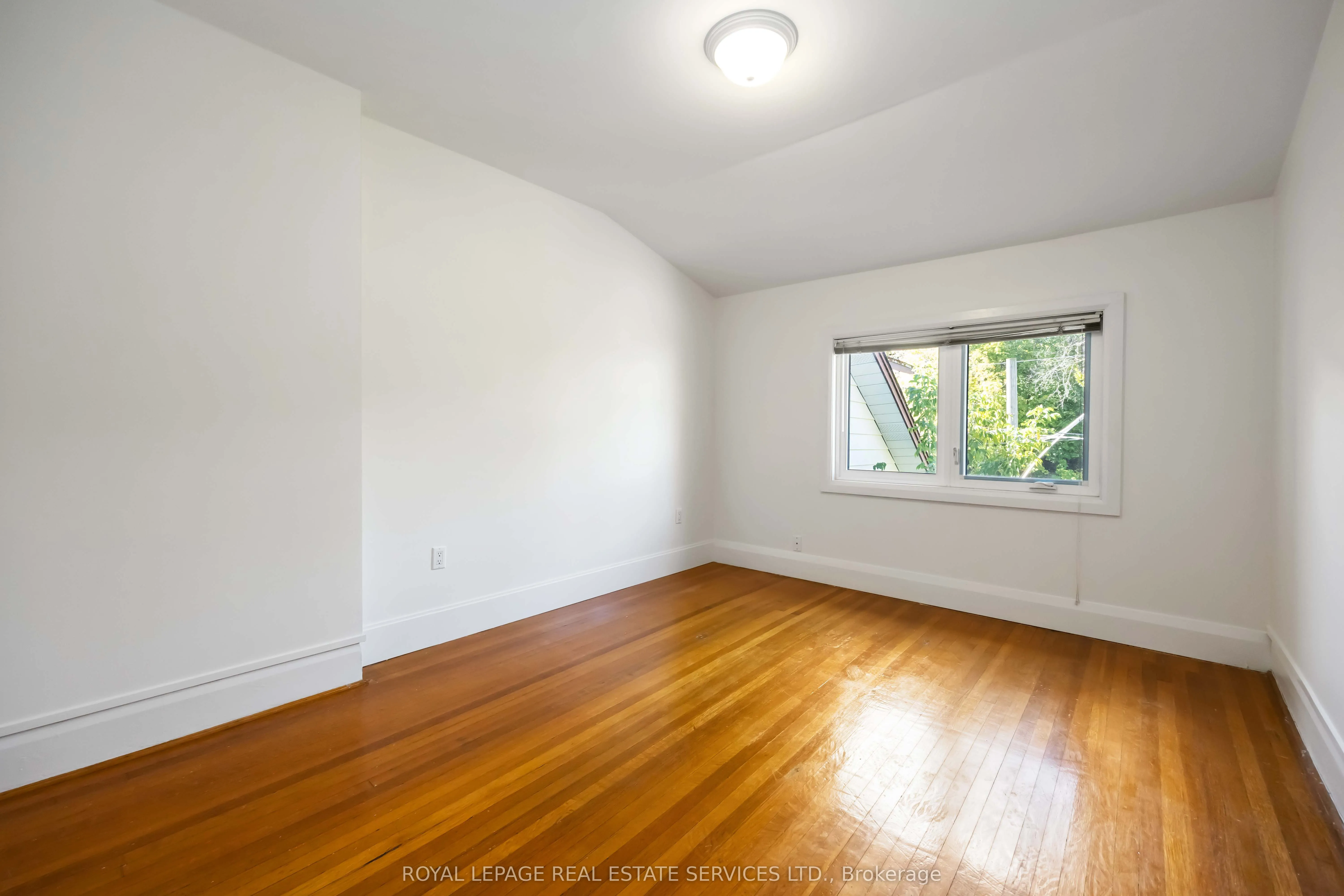 43 Mount Royal Avenue