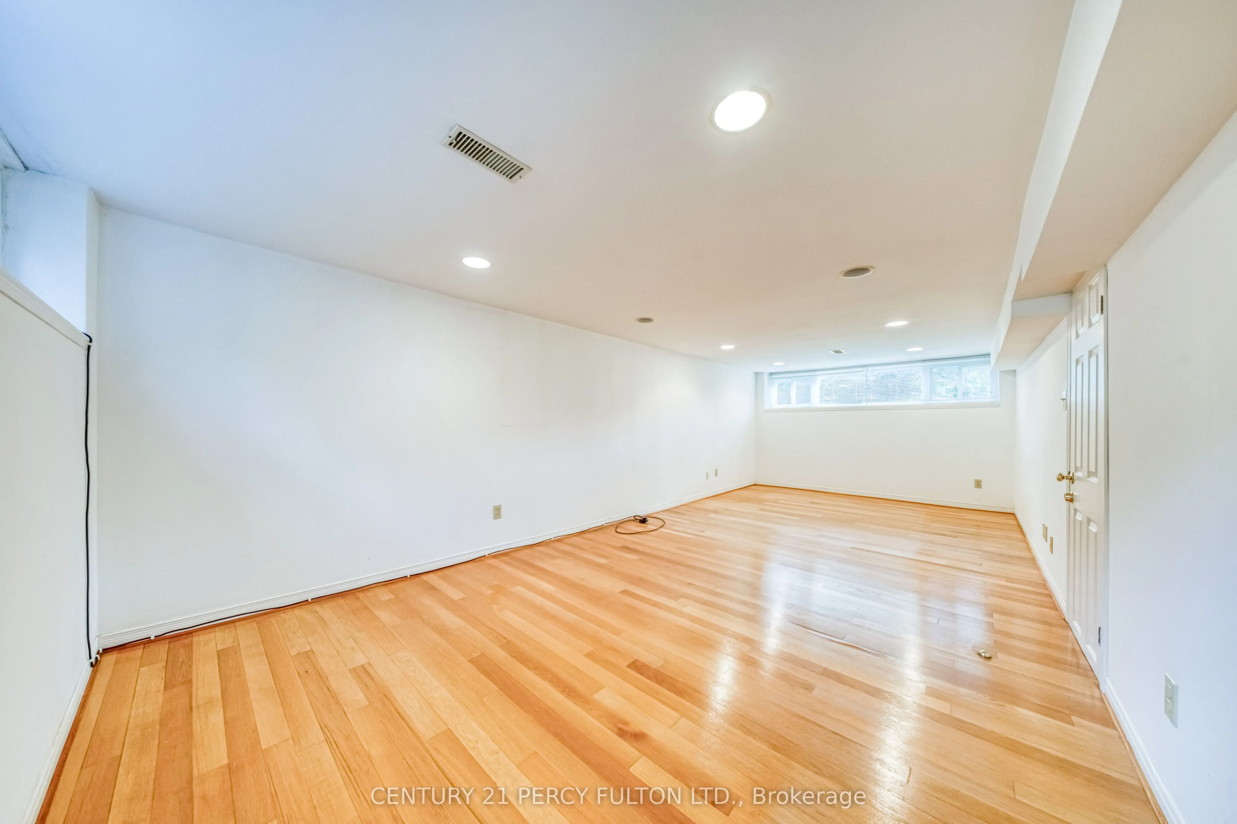 73 Berkinshaw Crescent