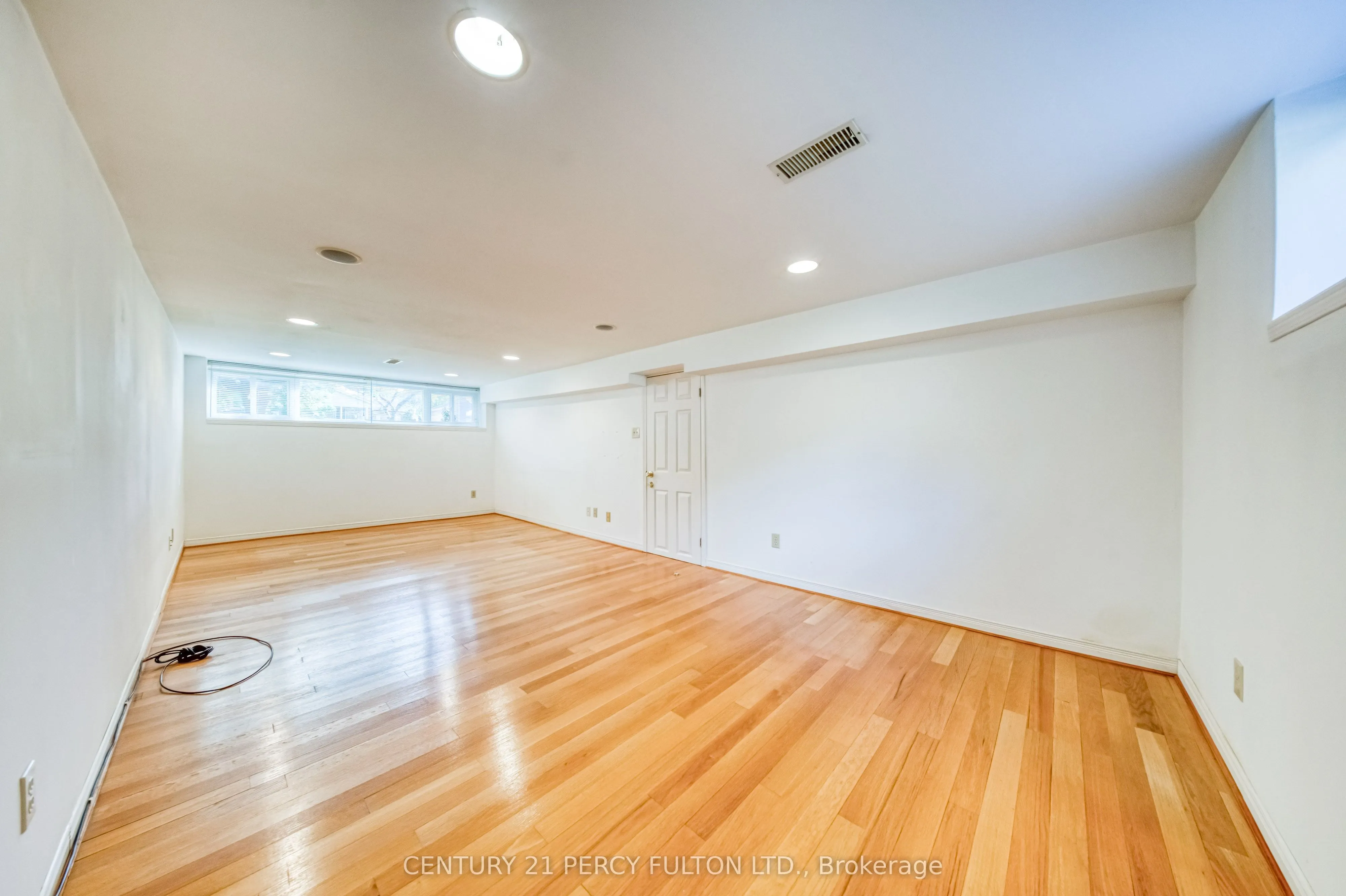 73 Berkinshaw Crescent