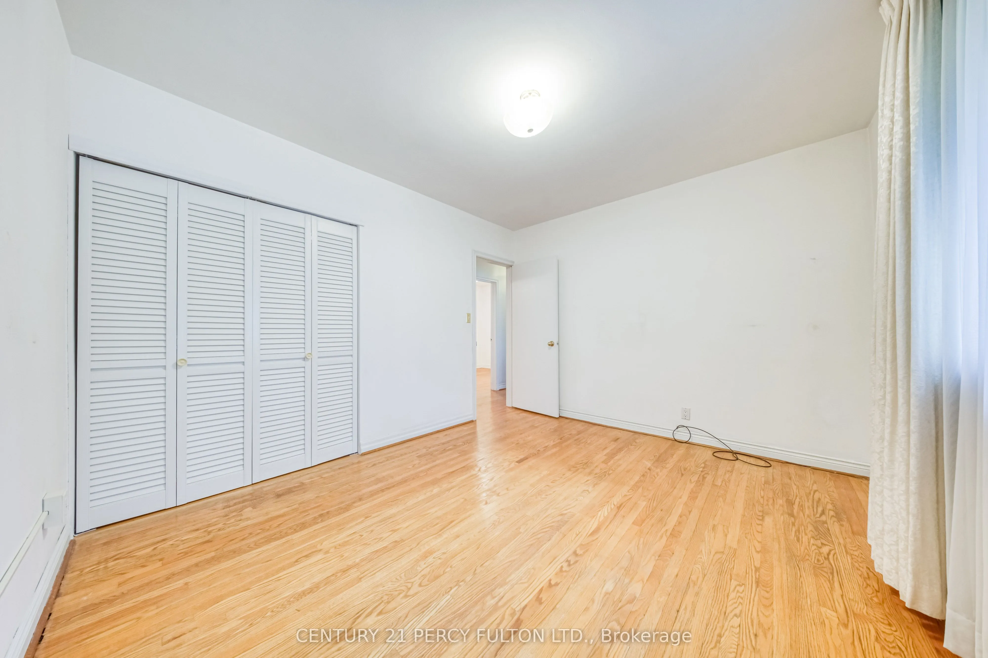 73 Berkinshaw Crescent