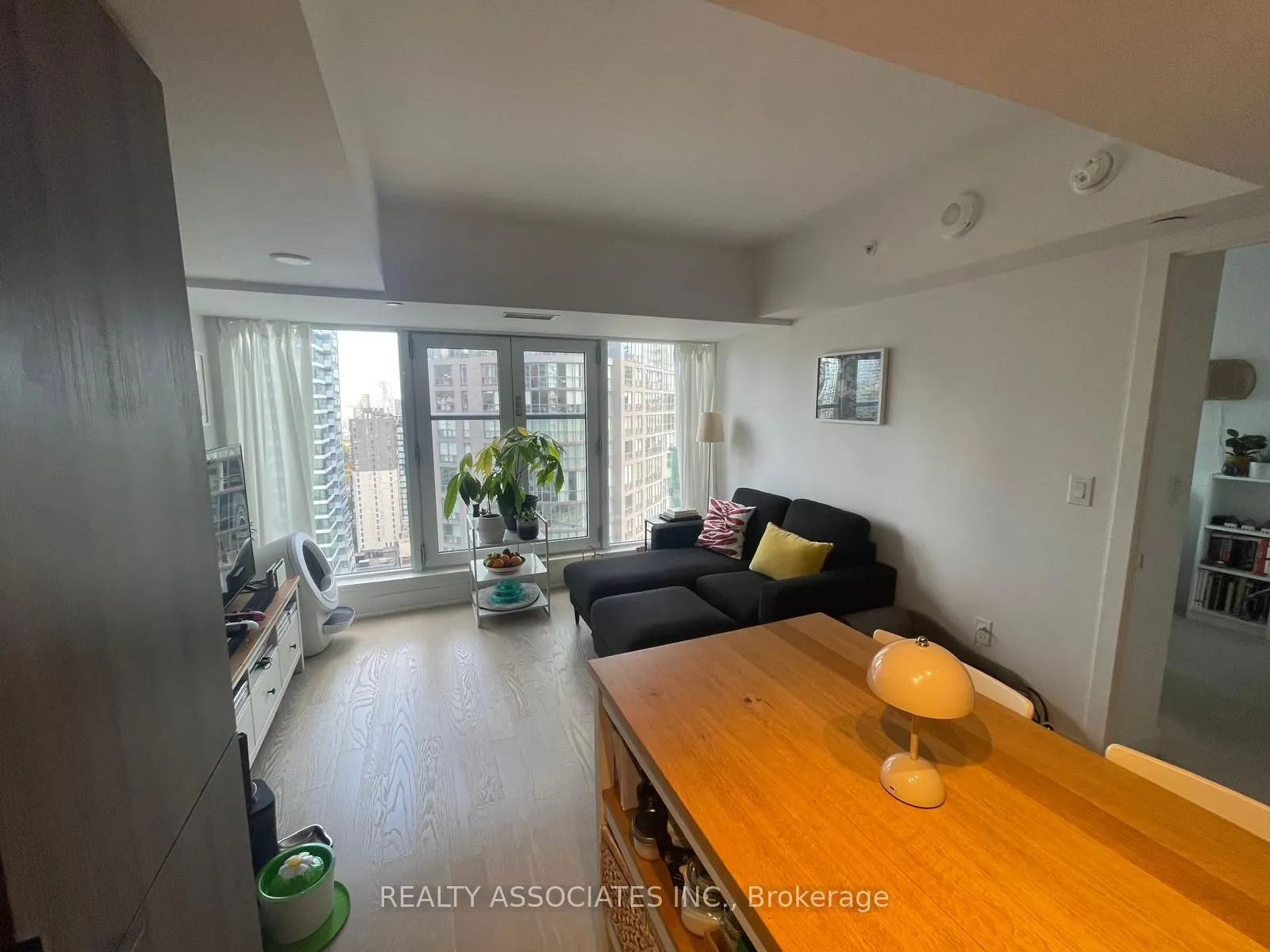 955 Bay Street, #2416