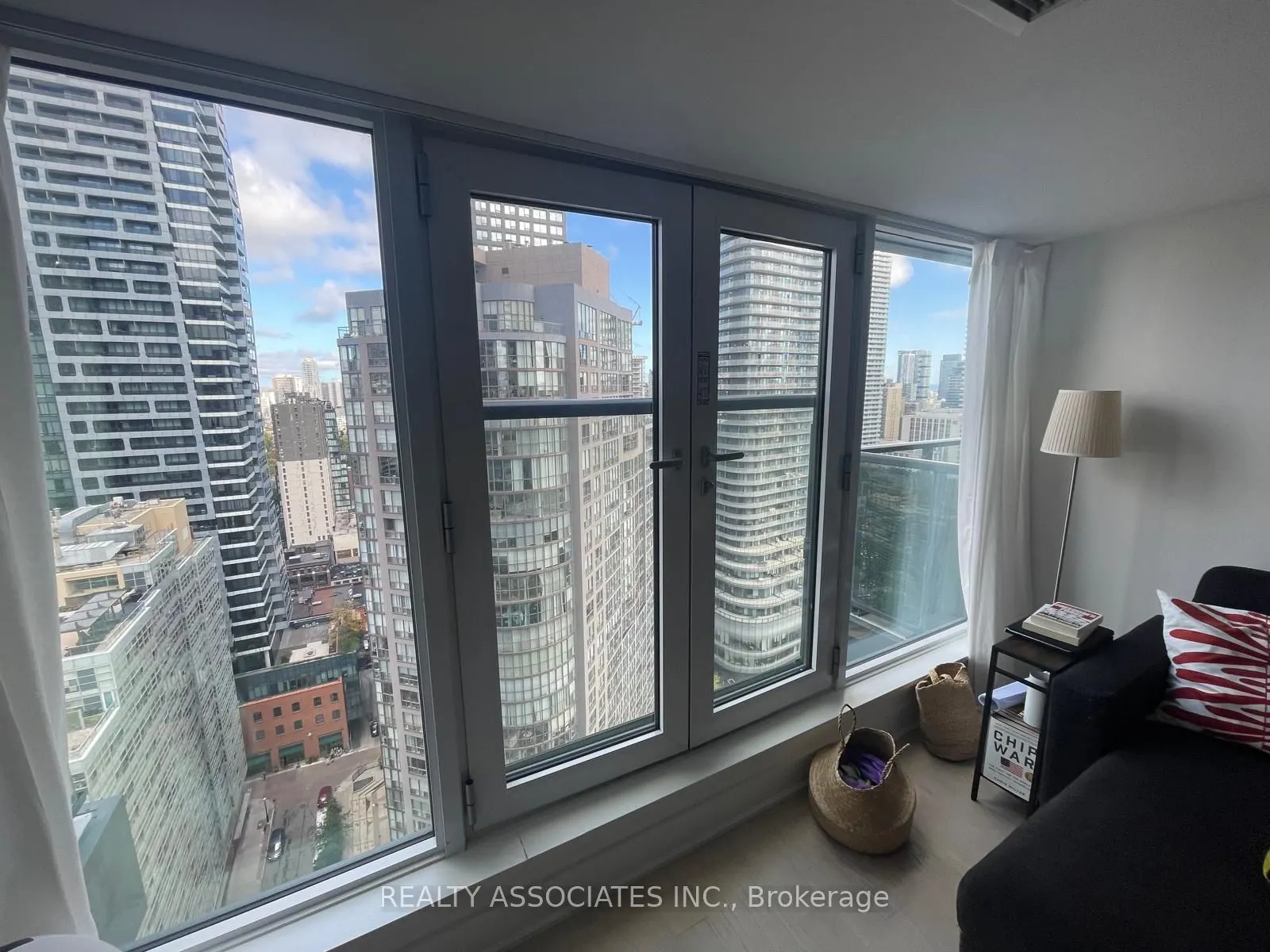 955 Bay Street, #2416