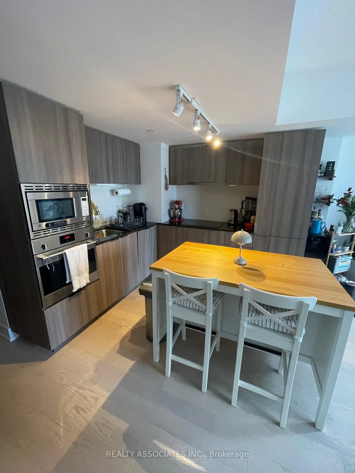 955 Bay Street, #2416