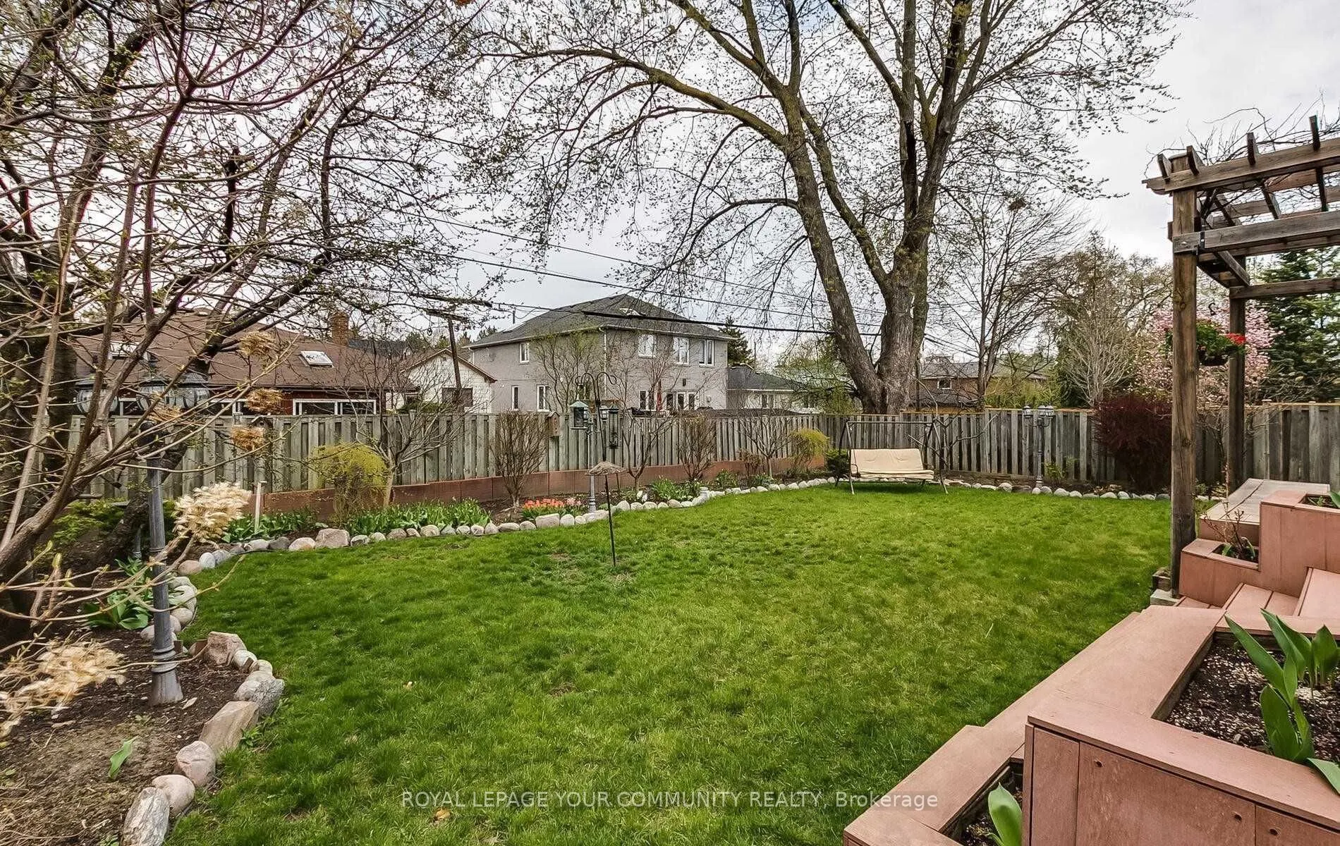 238 Horsham Avenue