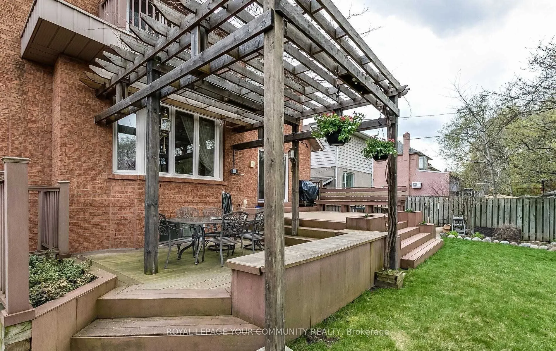 238 Horsham Avenue