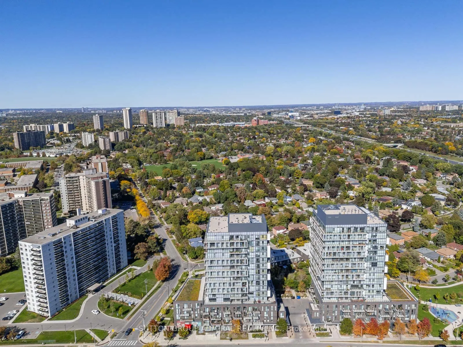 128 Fairview Mall Drive, #1005