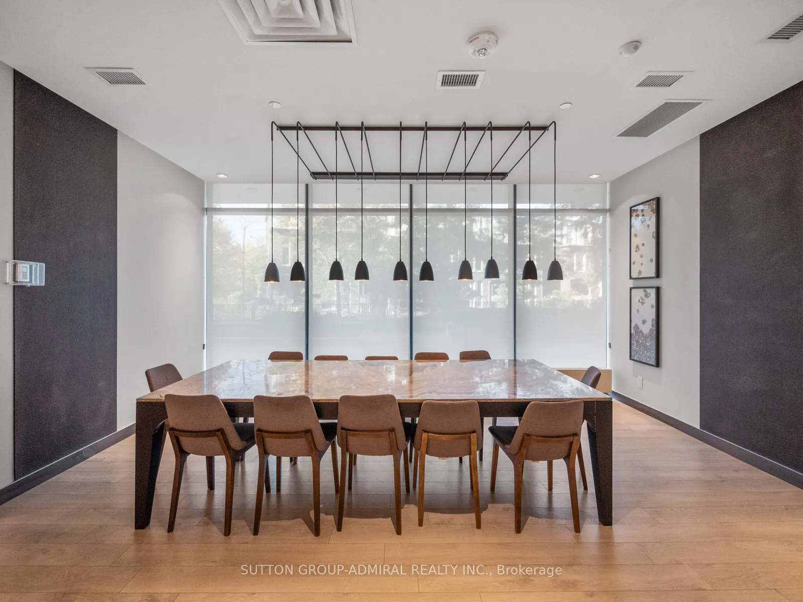 128 Fairview Mall Drive, #1005