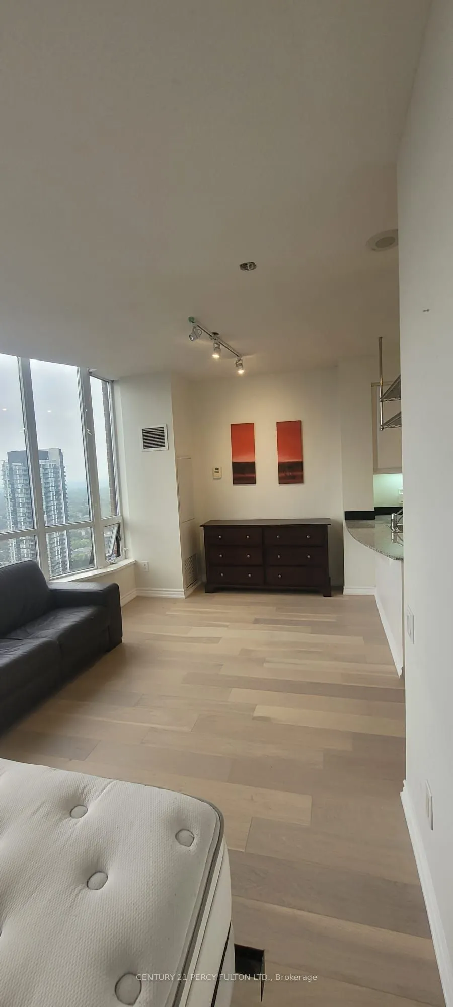 33 Sheppard Avenue E, #3409