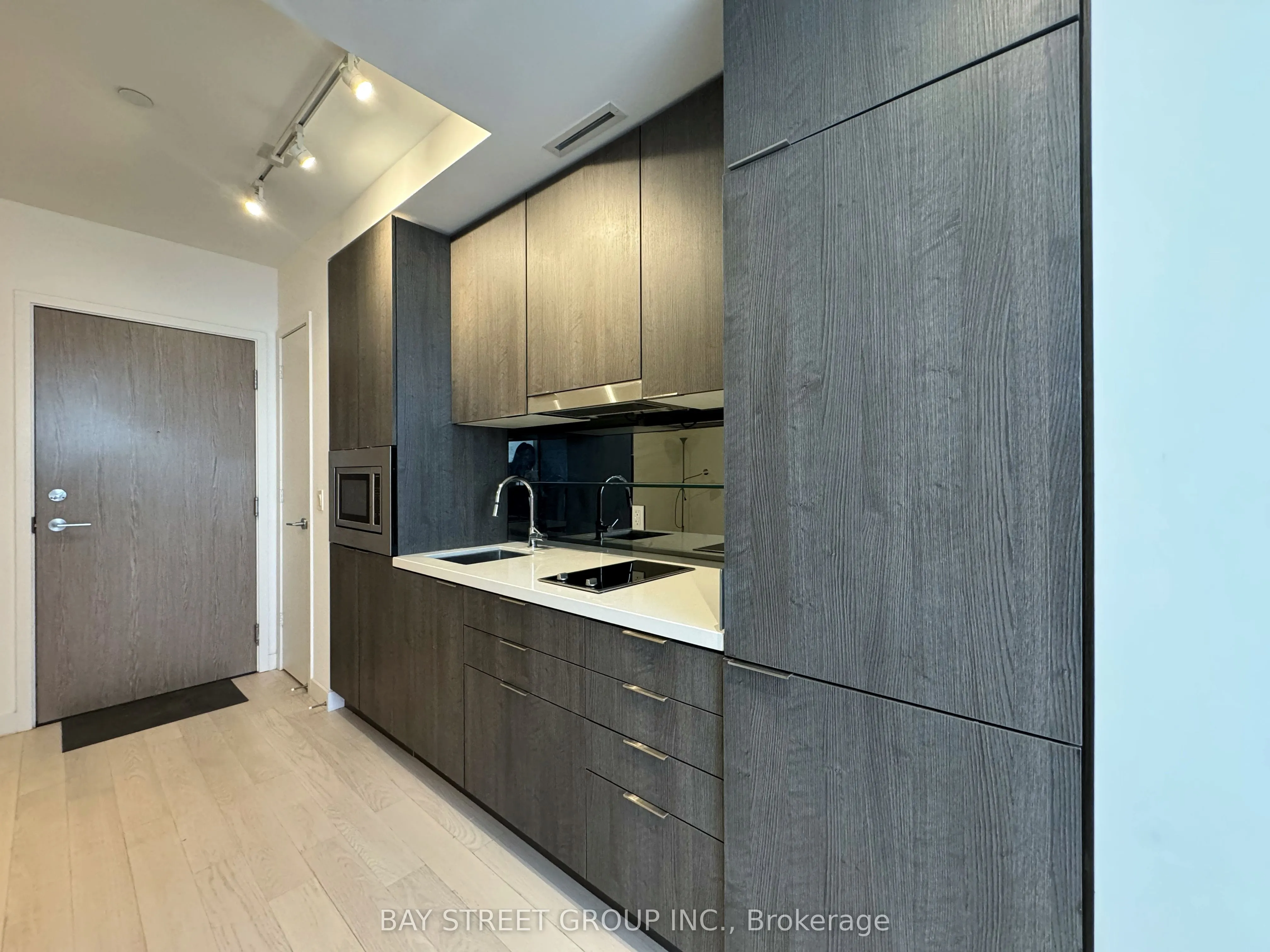 215 Queen Street W, #2502