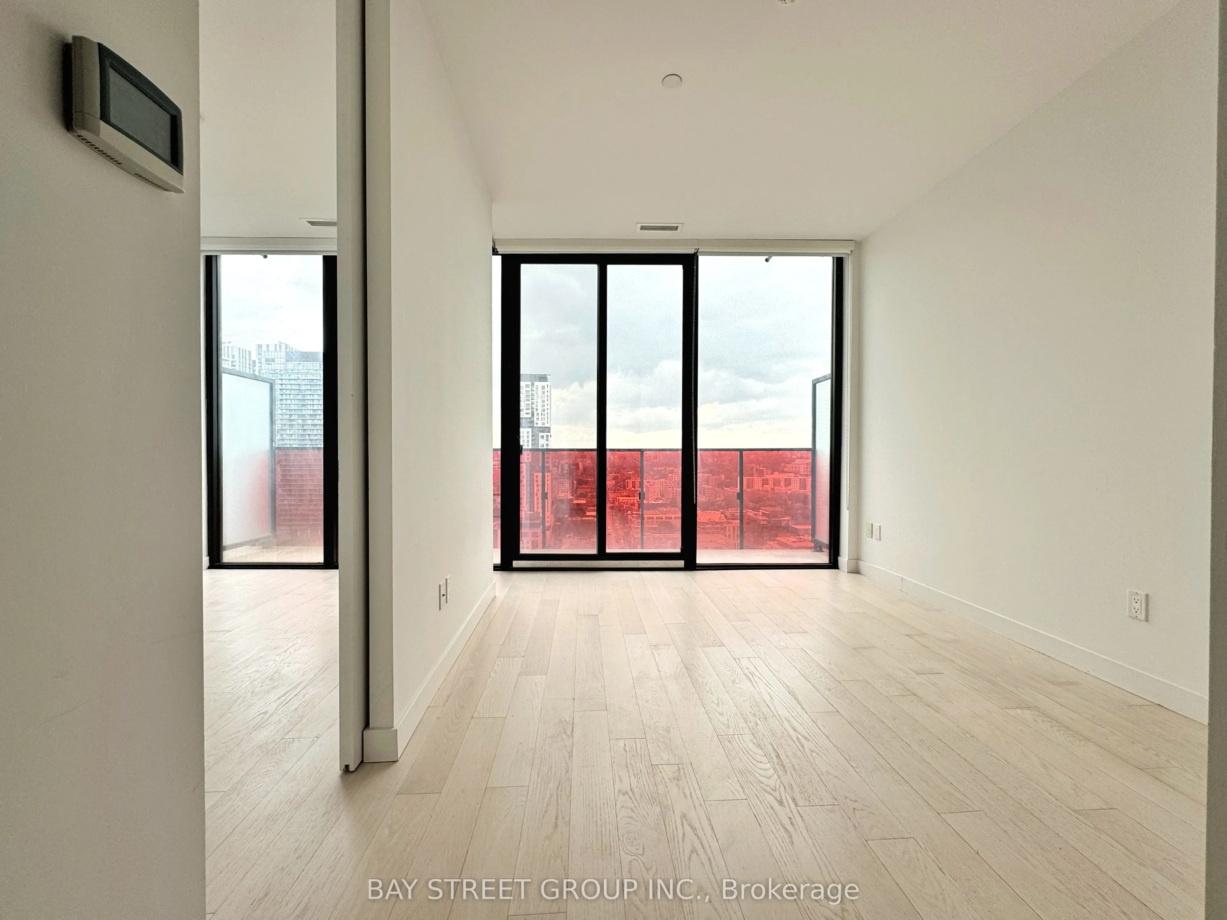 215 Queen Street W, #2502