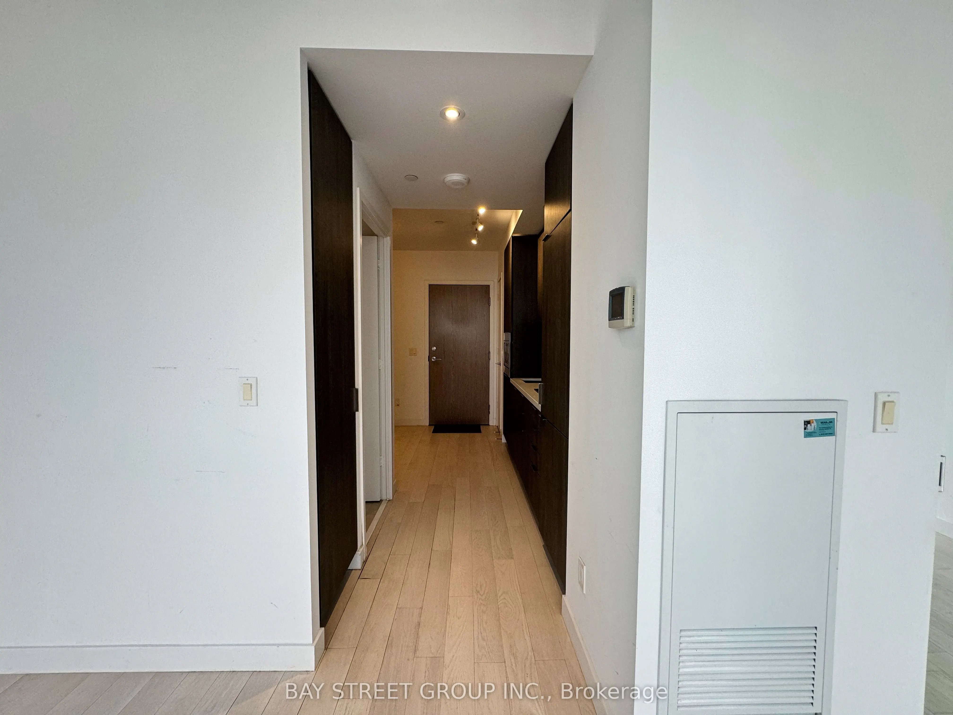 215 Queen Street W, #2502