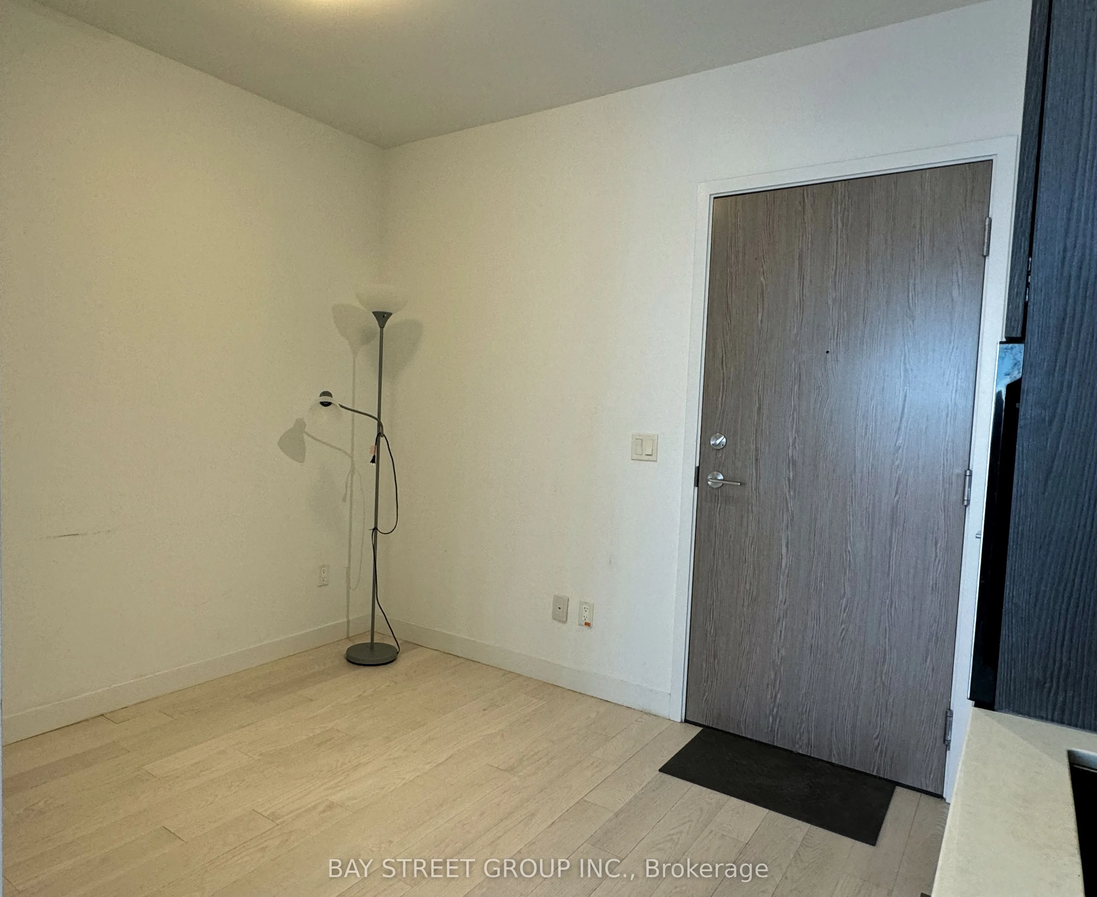 215 Queen Street W, #2502