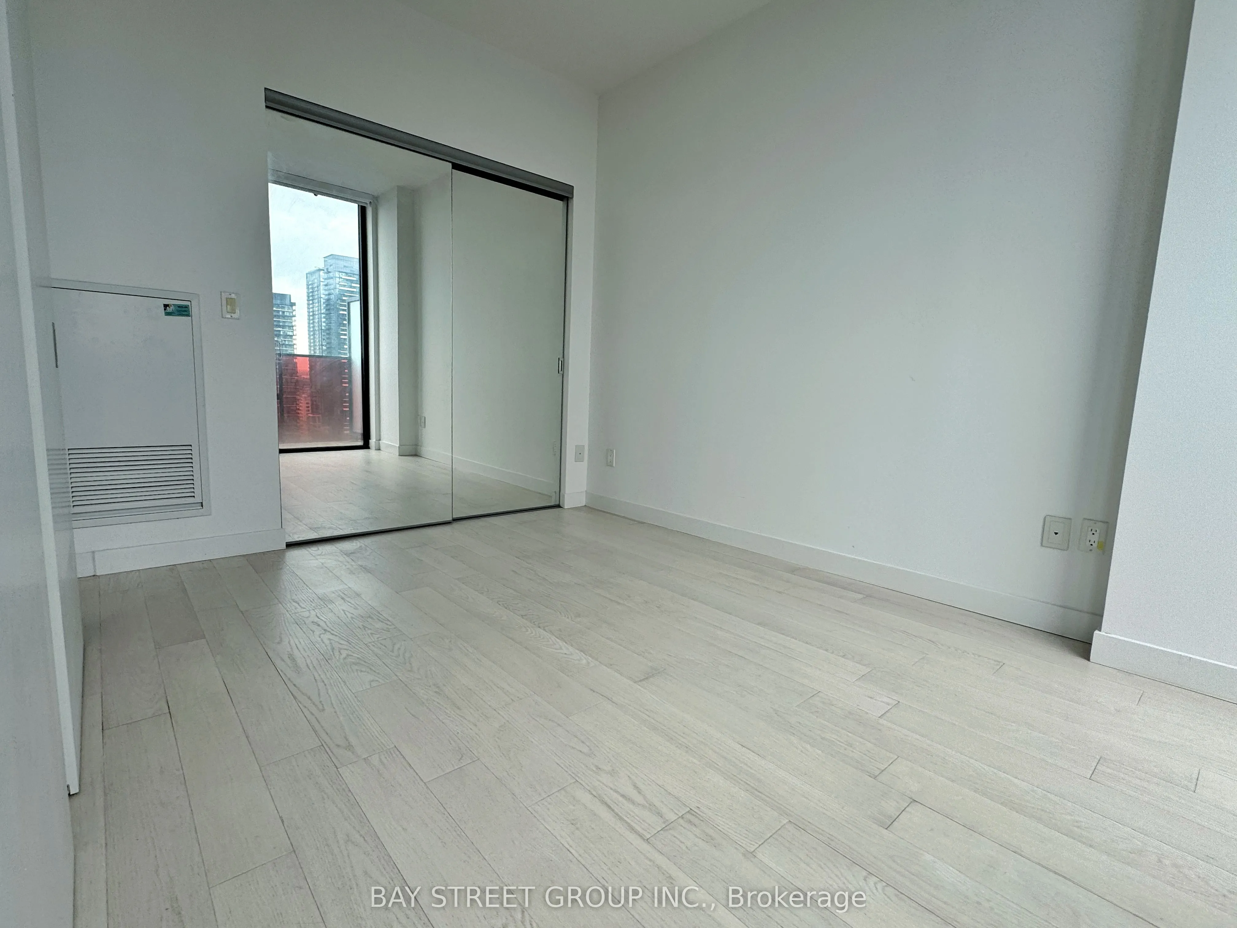 215 Queen Street W, #2502