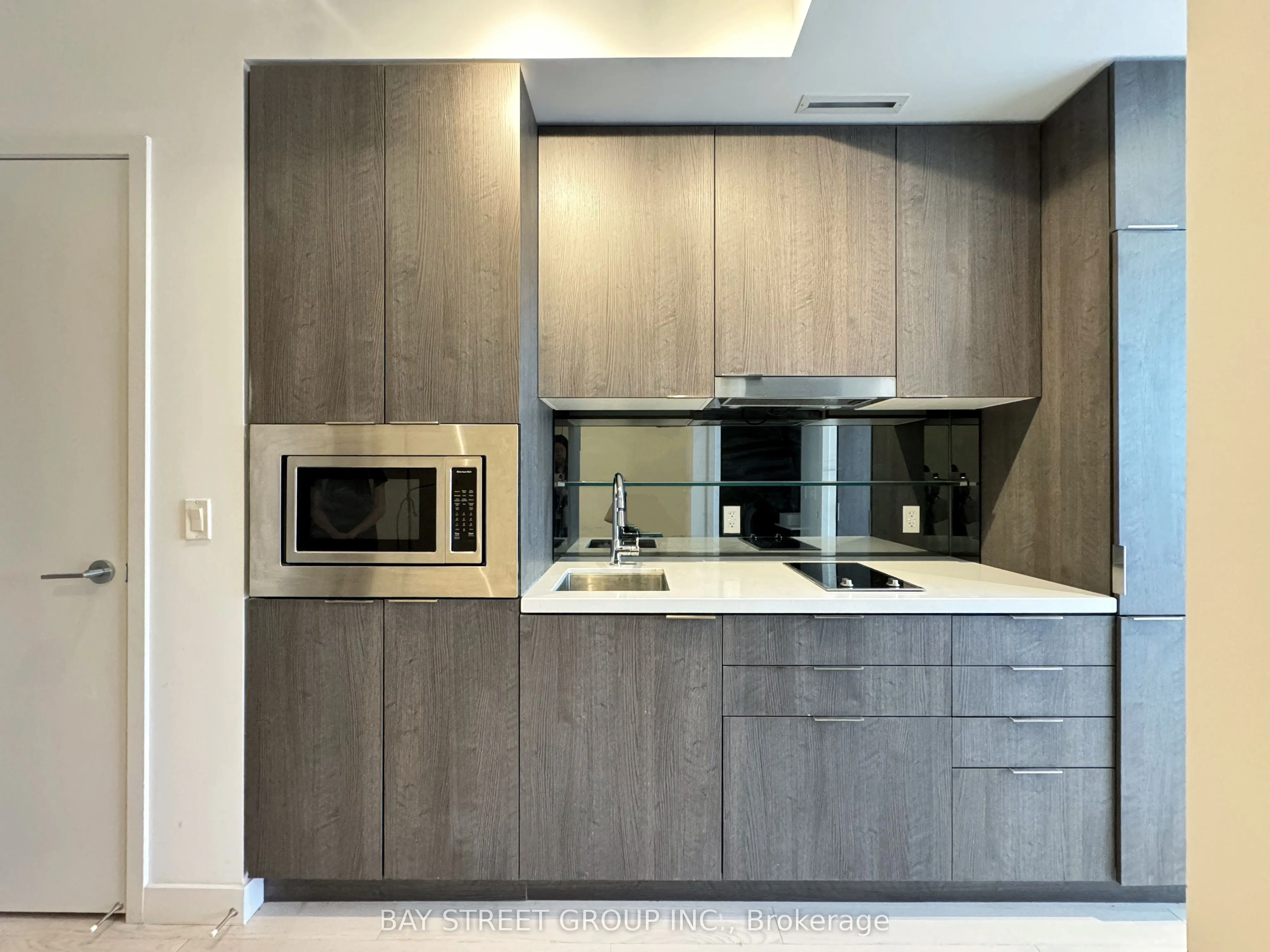 215 Queen Street W, #2502