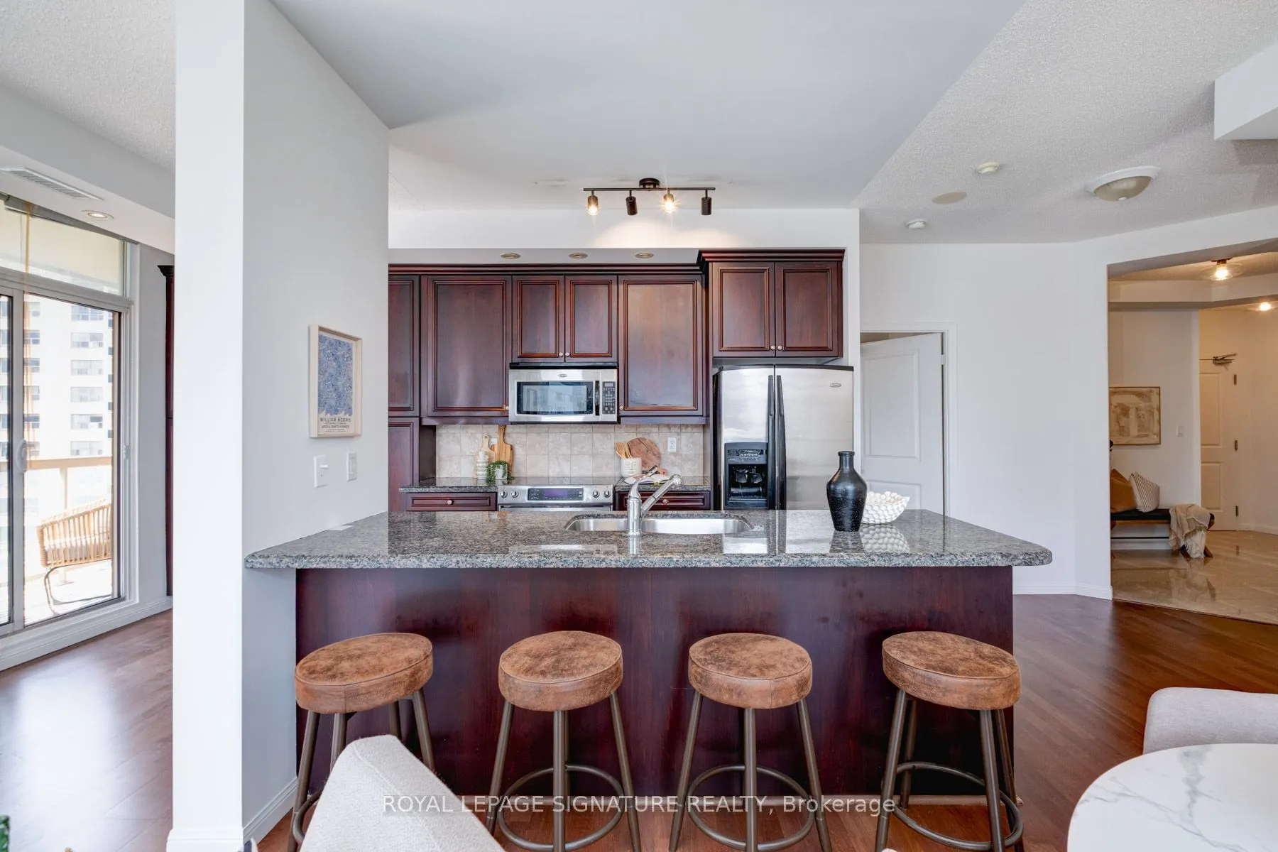 900 Mount Pleasant Road, #502