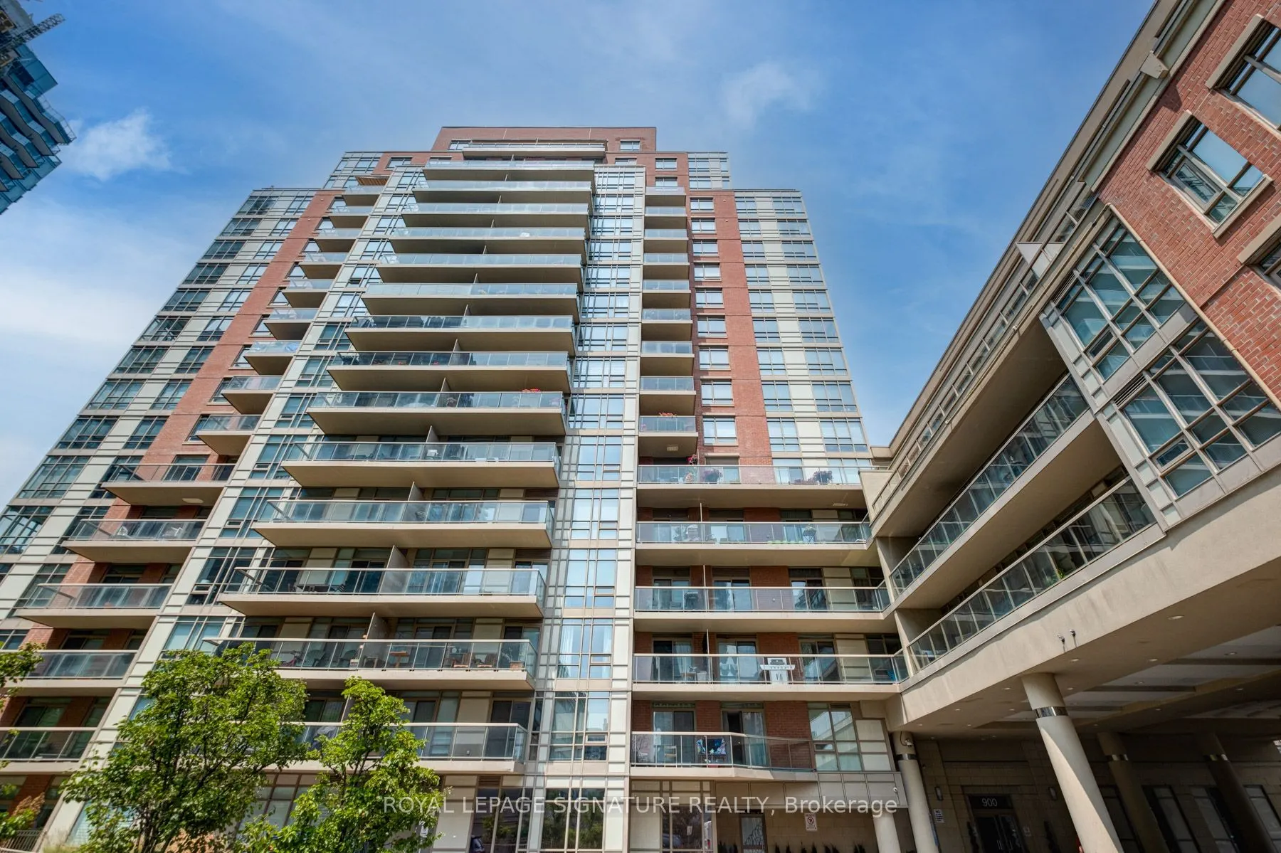 900 Mount Pleasant Road, #502