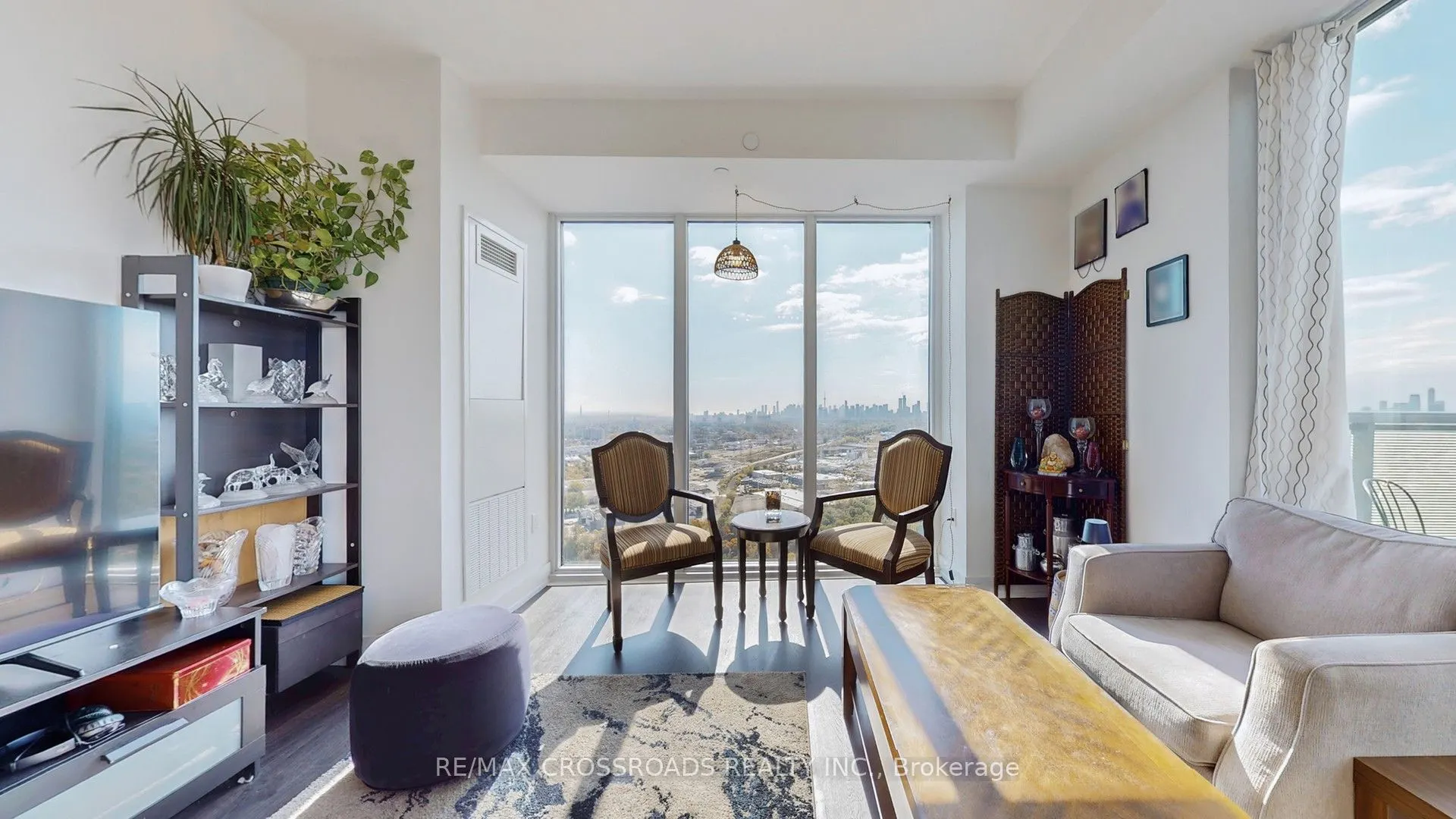 30 Inn on the park Drive, #4210
