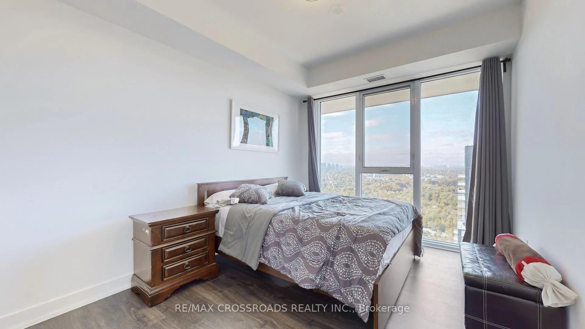 30 Inn on the park Drive, #4210