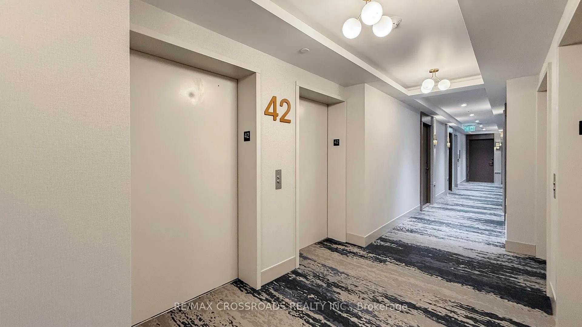 30 Inn on the park Drive, #4210