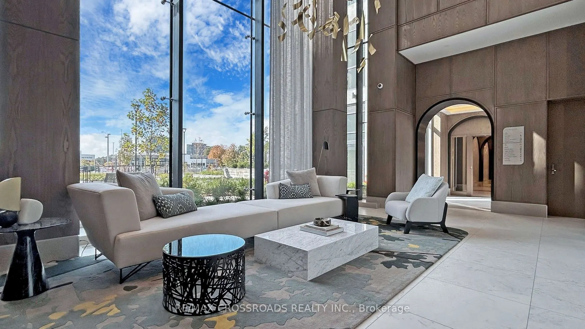 30 Inn on the park Drive, #4210