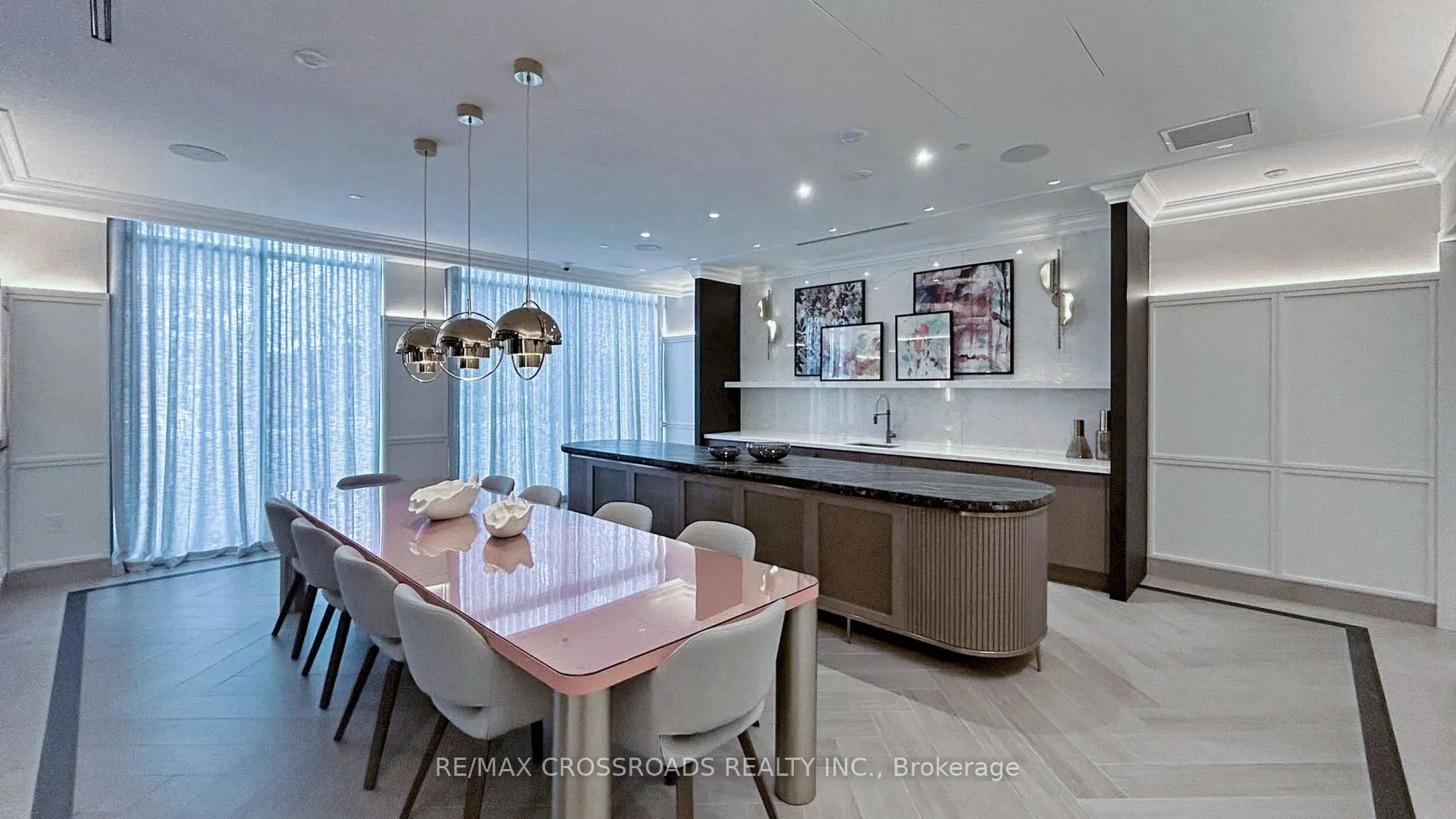 30 Inn on the park Drive, #4210